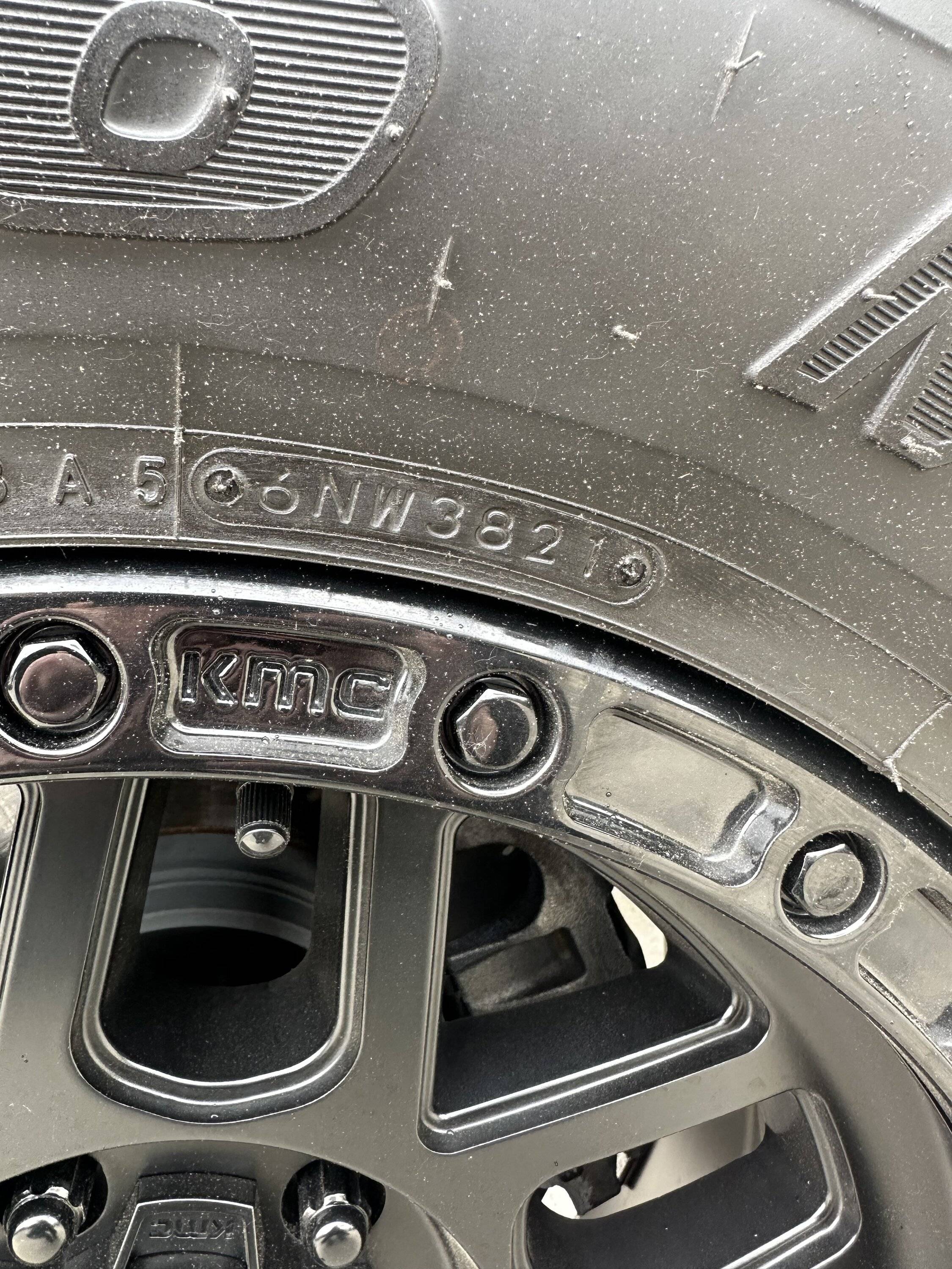 Jeep Wrangler JL Toyo tires dry cracking IMG_4334