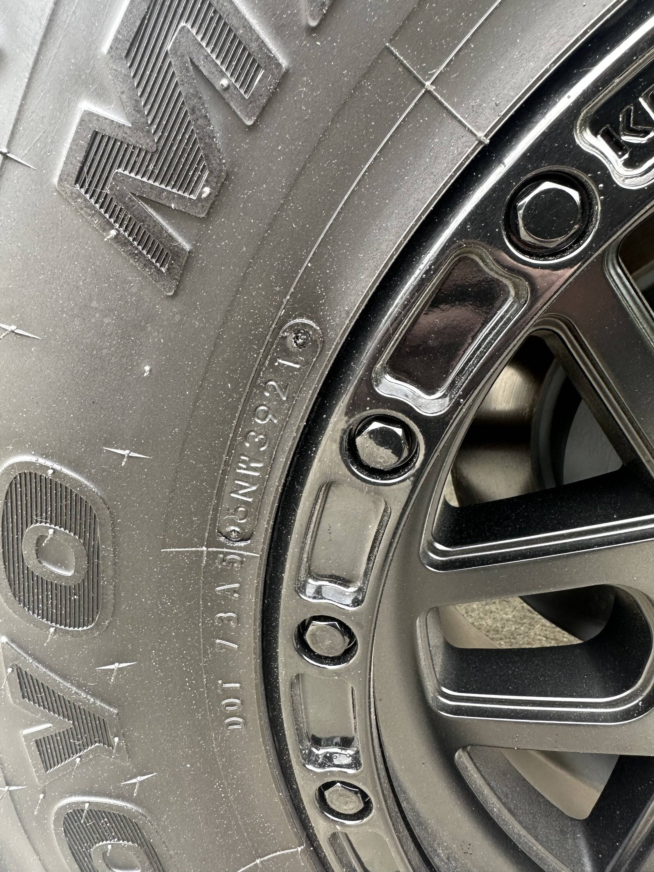 Jeep Wrangler JL Toyo tires dry cracking IMG_4337
