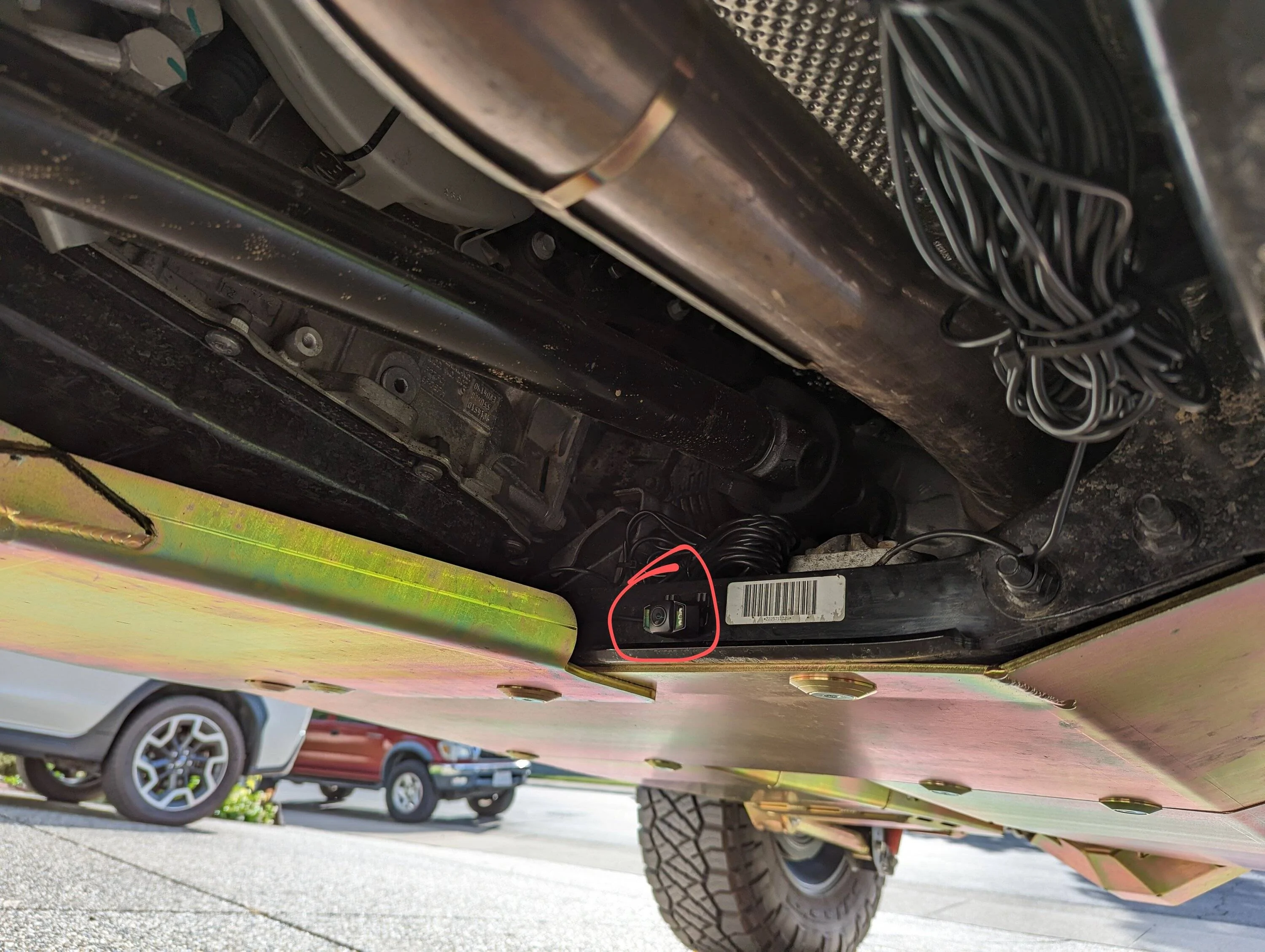 Jeep Wrangler JL How To: Install Stinger 4-camera DVR system & Echomaster 7" screen PXL_20230531_010011015~2