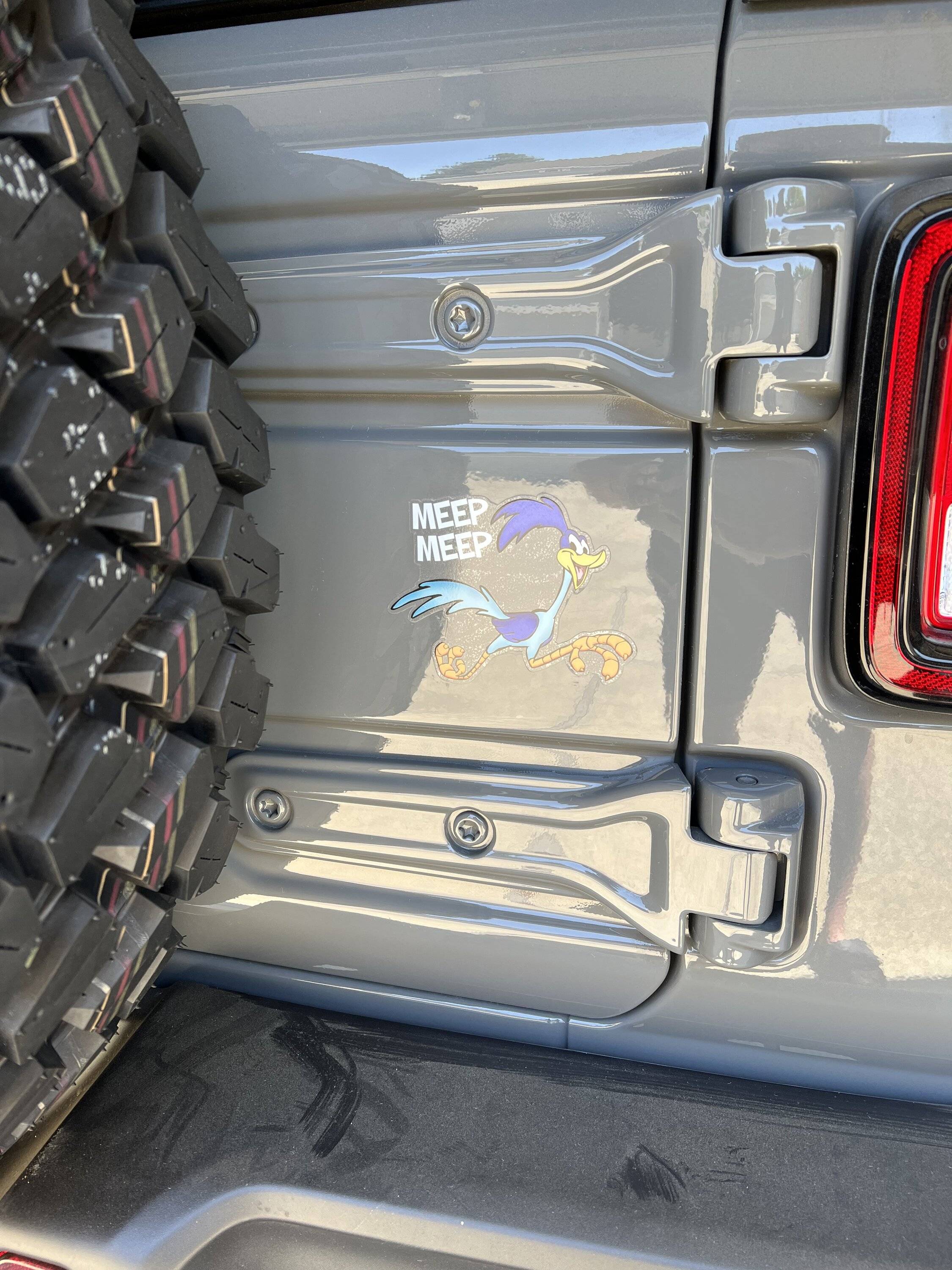Jeep Wrangler JL Random decal bubble question 70734187656__19EAF0E9-C668-450F-8631-9DFBC7D12296