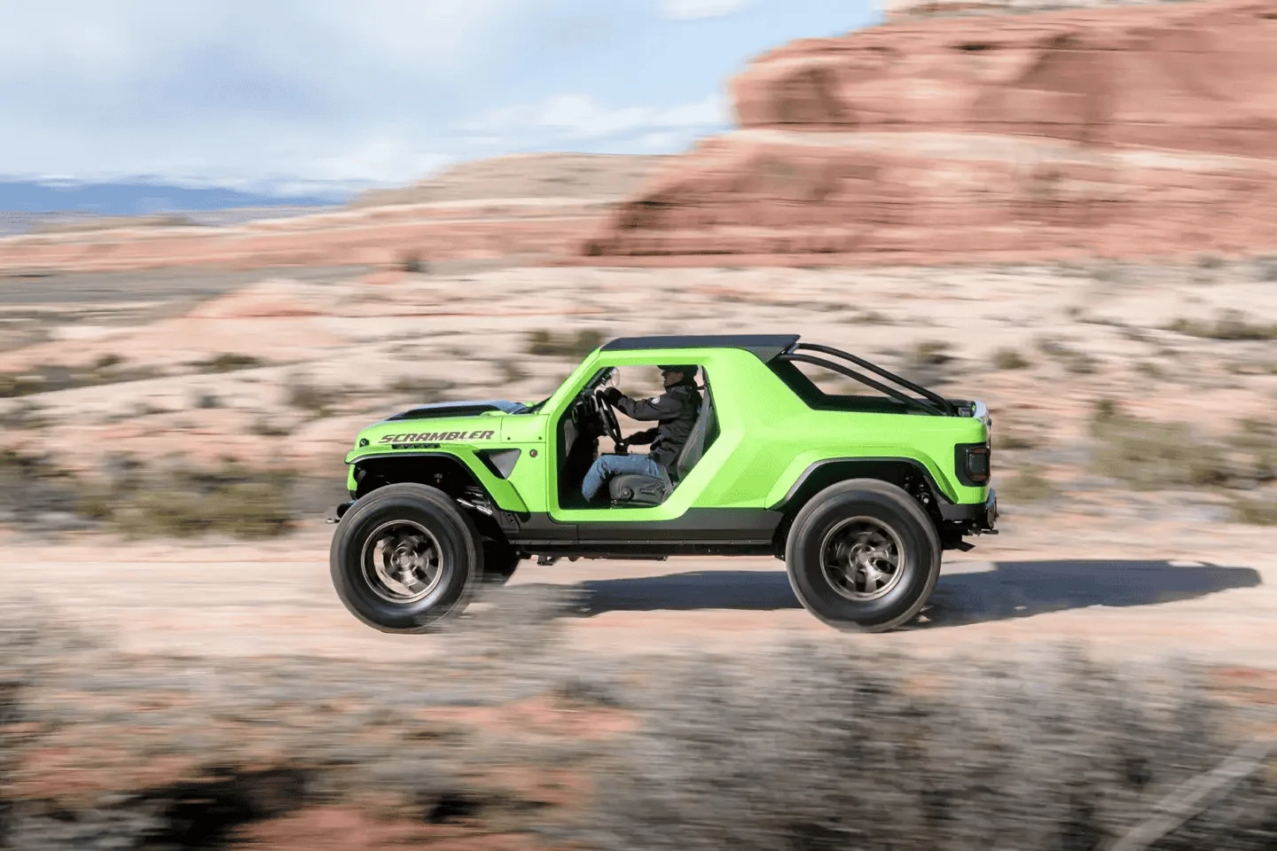 Jeep Wrangler JL Jeep Head of Design Mark Allen retires. Replaced by Vince Gallante, Ryan Nagode, Leandro Pinto 1685723742609