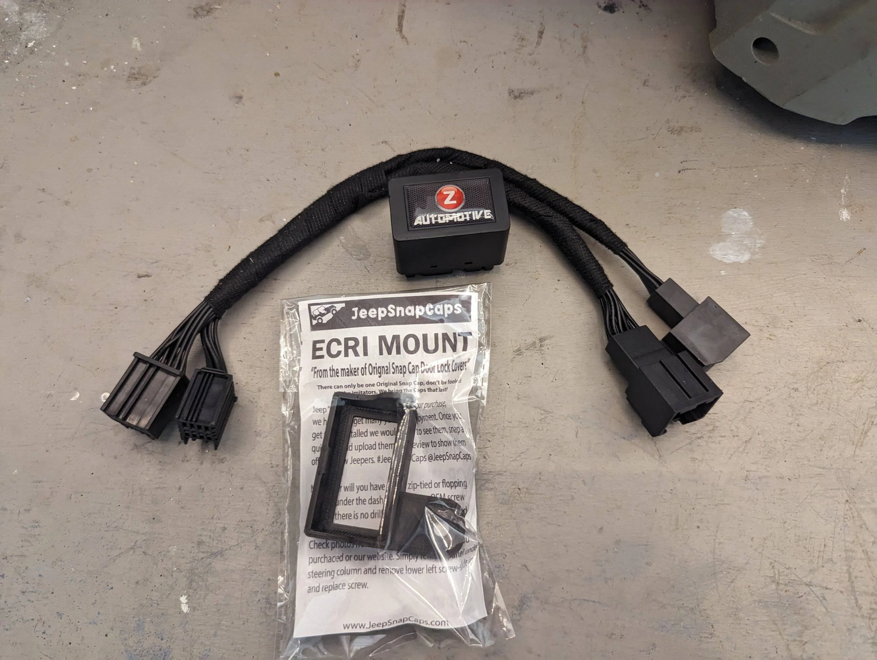Jeep Wrangler JL Tazer Mini with extension cable - $235 PXL_20230602_204333183