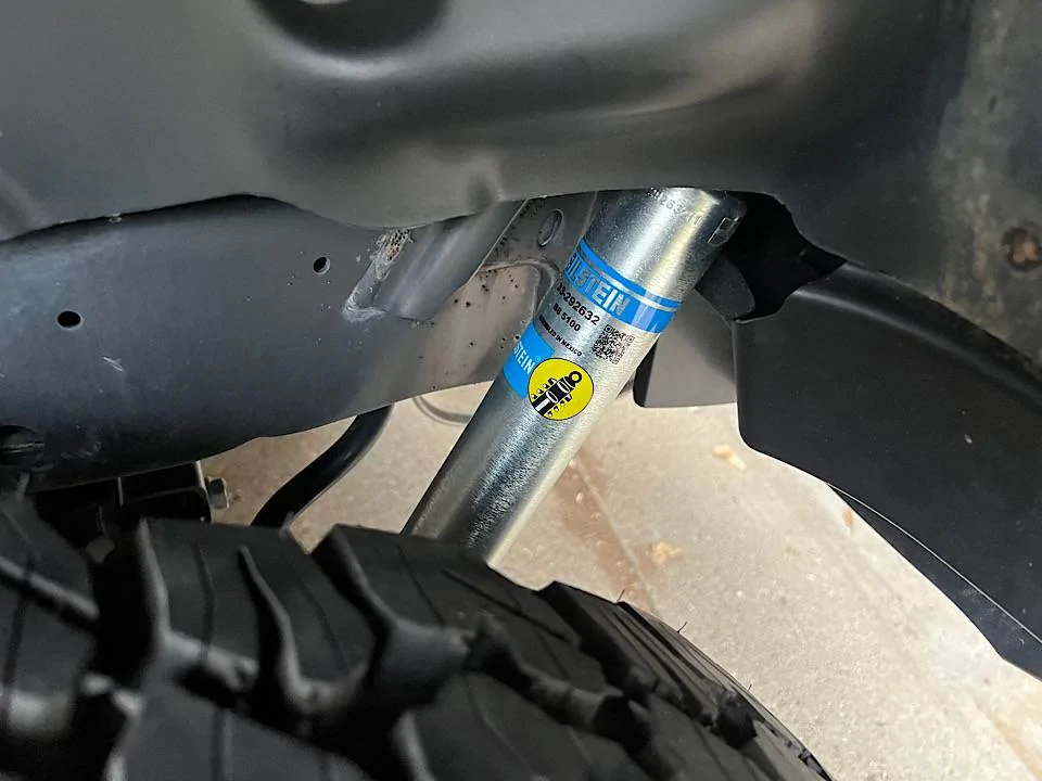 Jeep Wrangler JL Mopar coil spring with Bilstein shocks IMG_6621