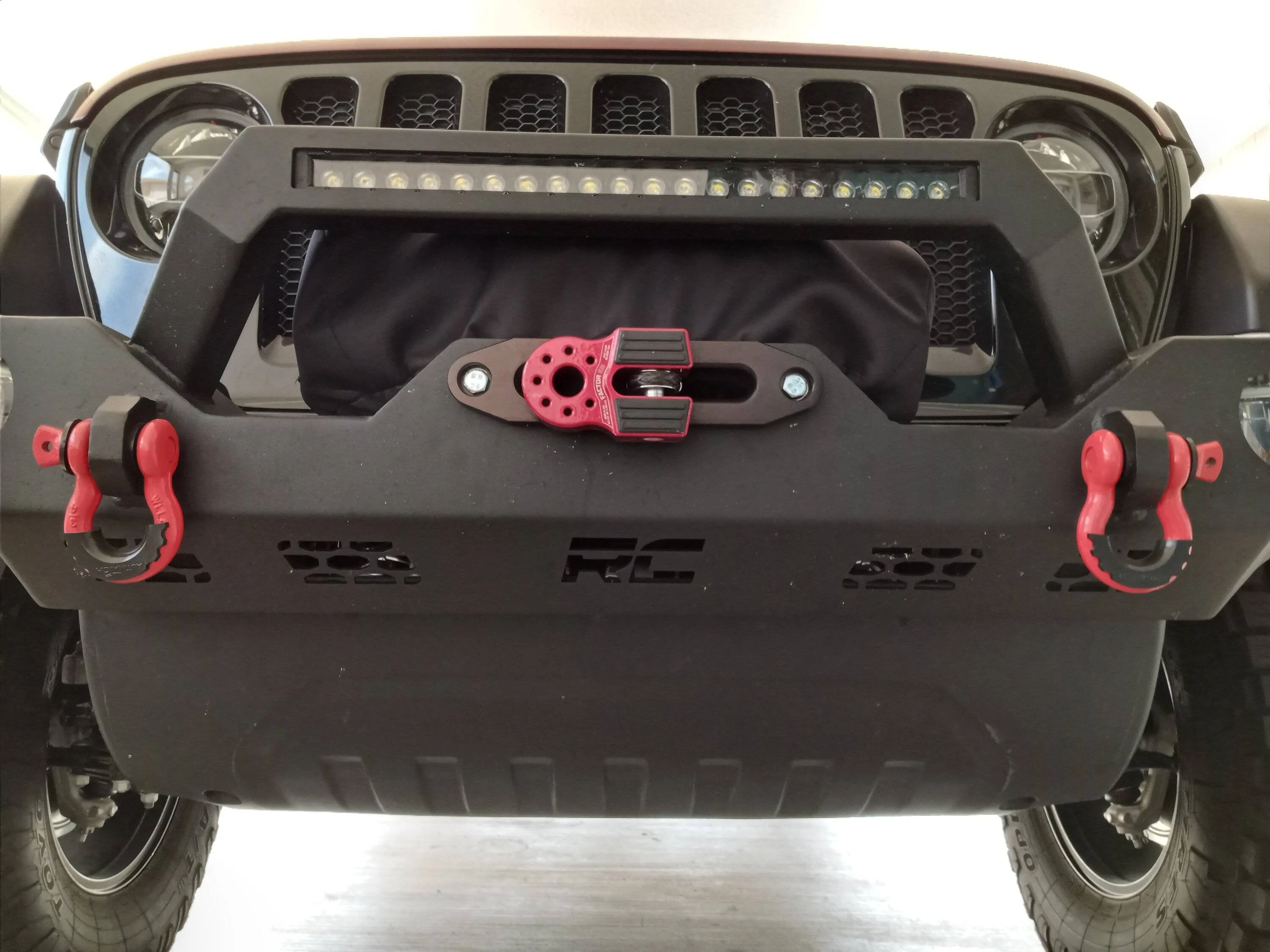 Jeep Wrangler JL Holes left open after bumper install Lower Guard 03