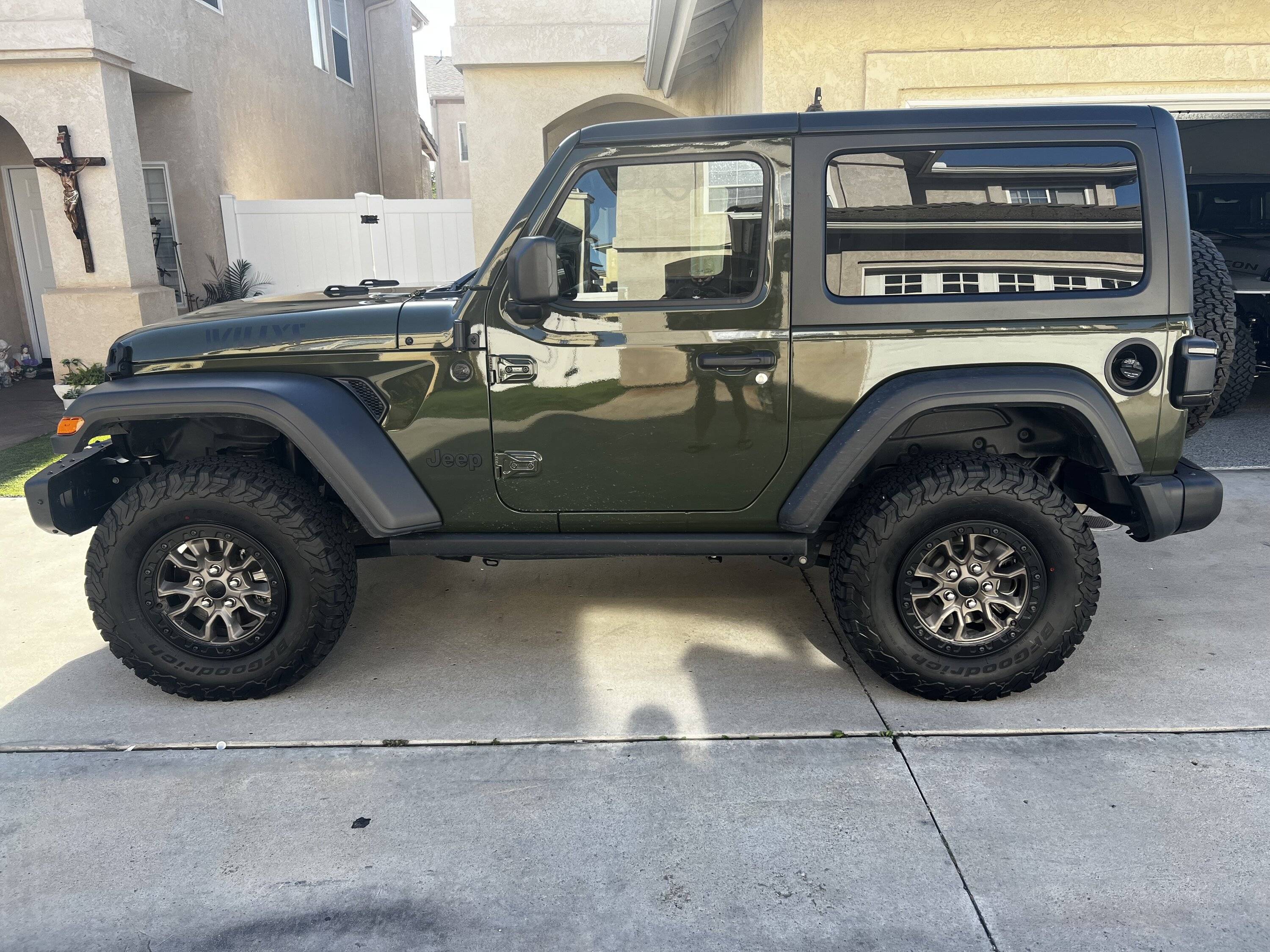 Jeep Wrangler JL Advice needed for 2 dr Willys IMG_1827
