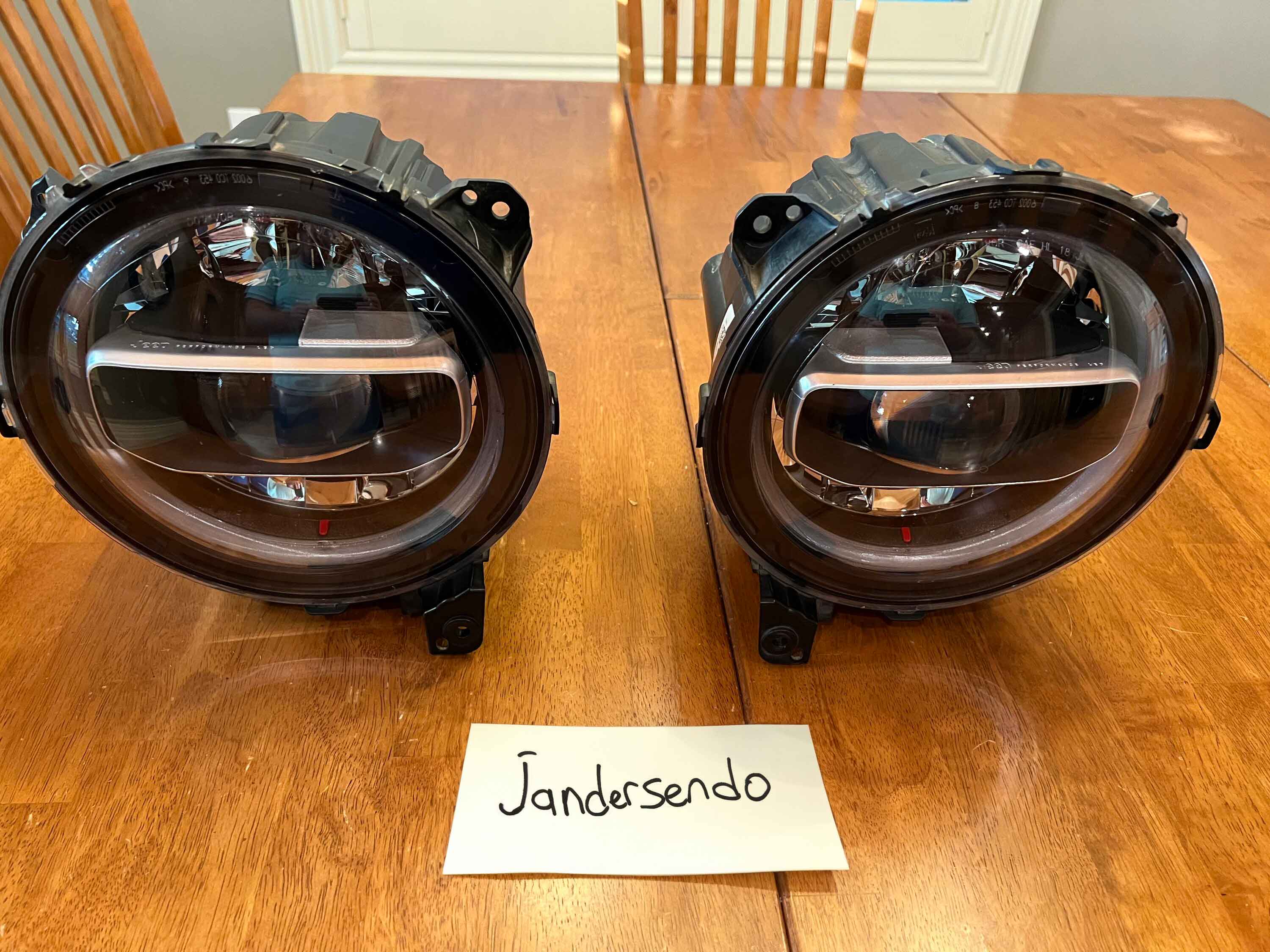 Jeep Wrangler JL OEM LED Headlights IMG-7847