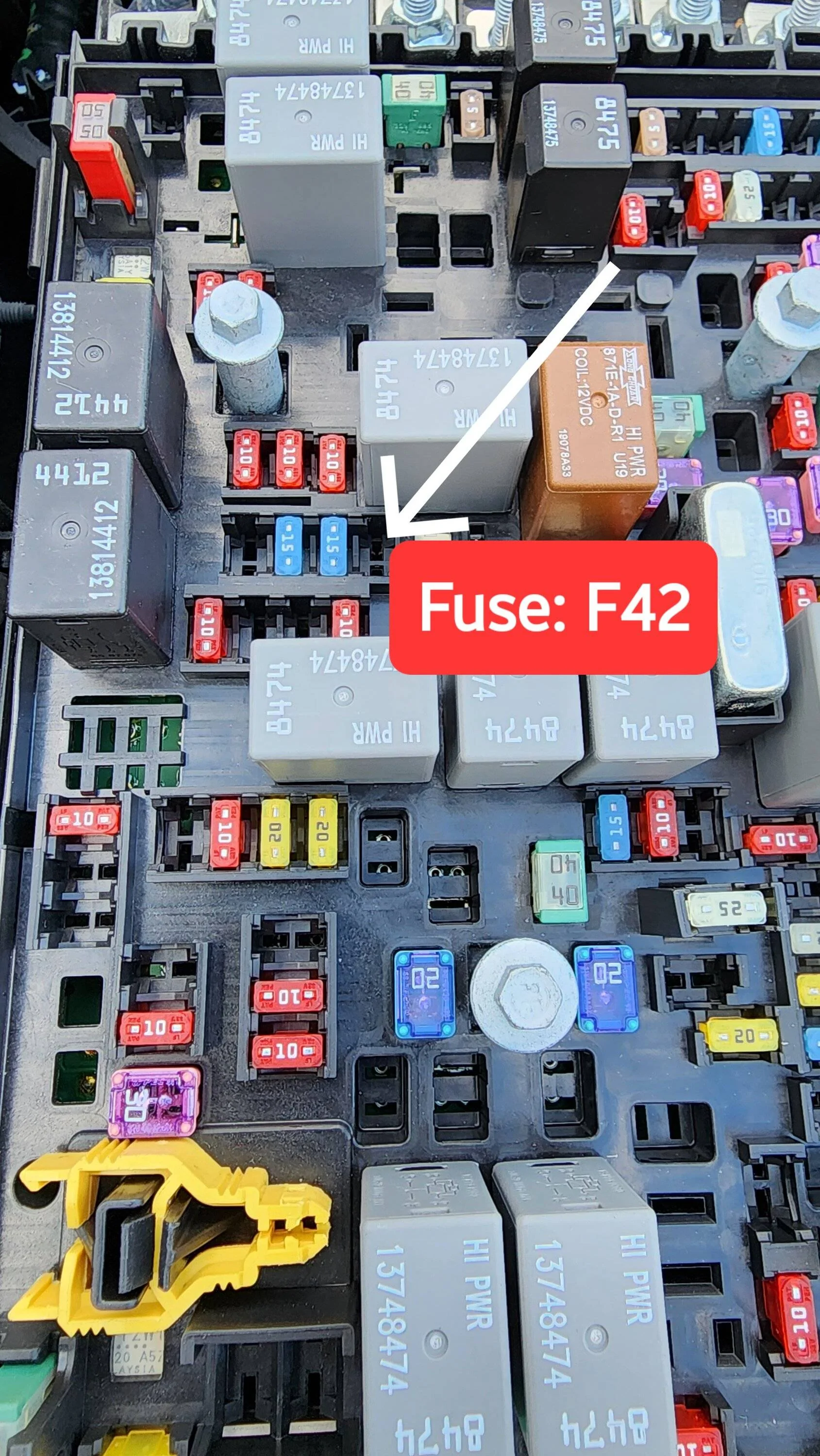 Jeep Wrangler JL Jumperless Aux Battery Bypass 20230422_175041