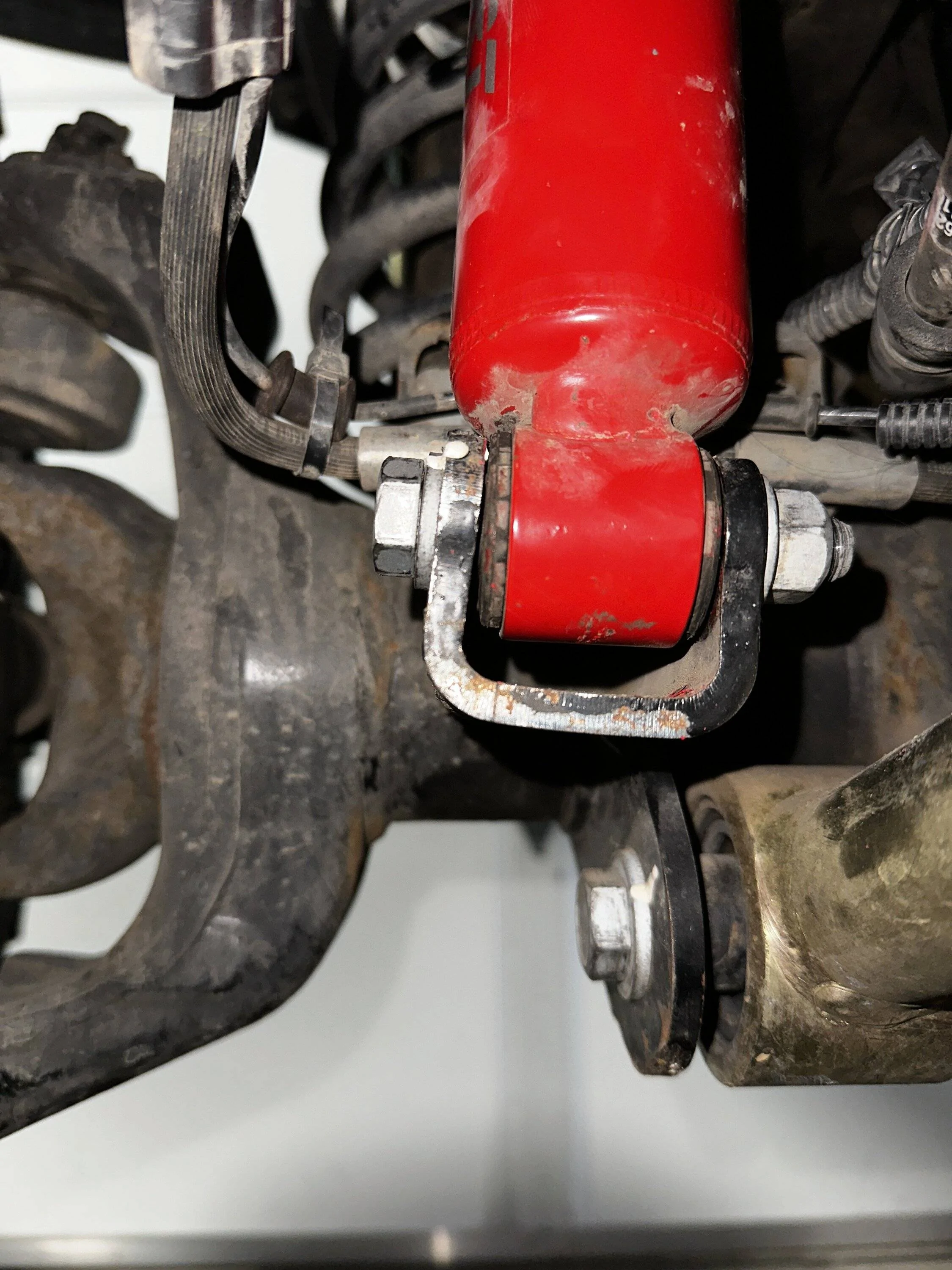 Jeep Wrangler JL Dana UD60 front shock relocation for Fox 2.5 image_123927839 (6)