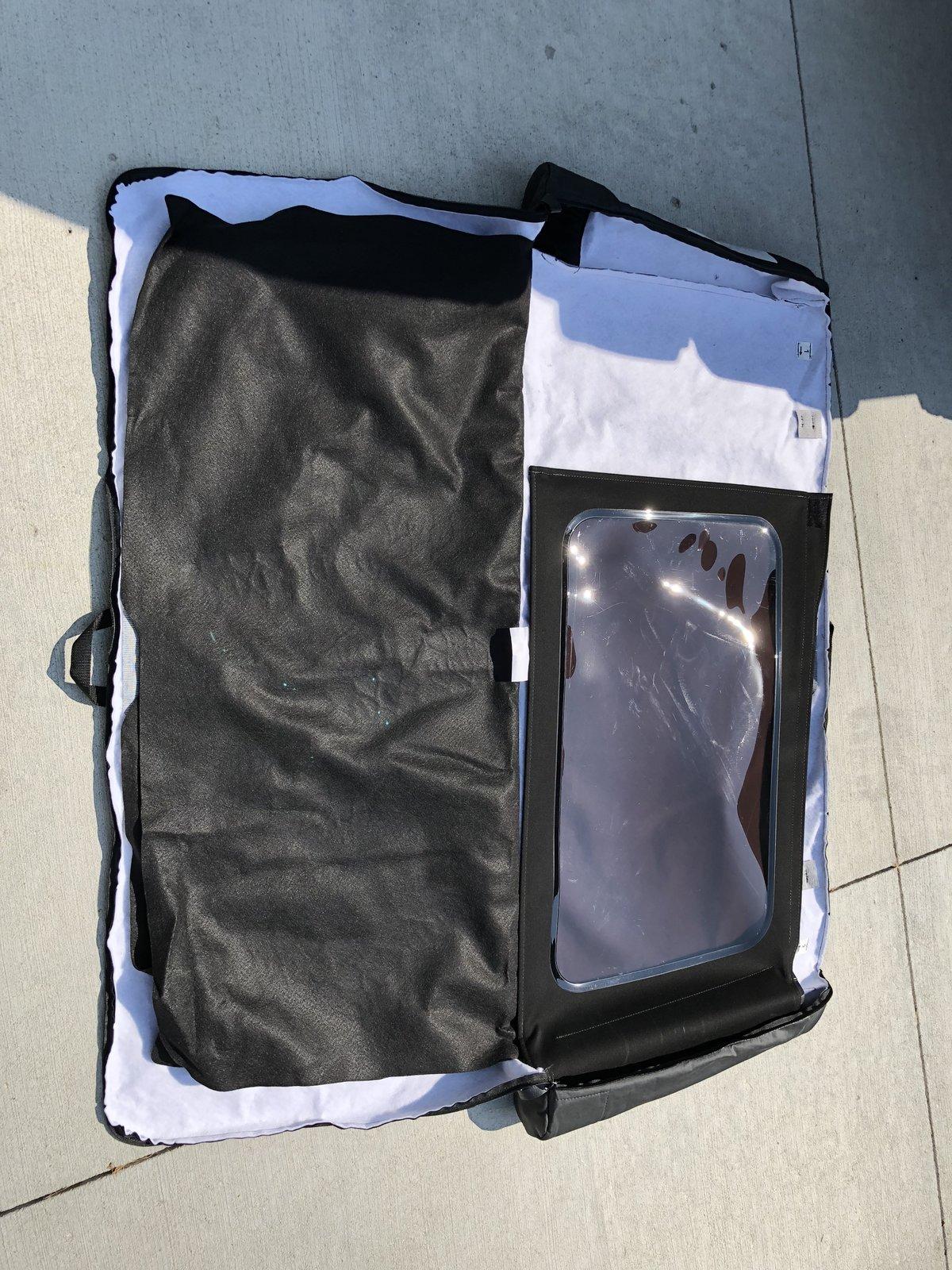 Jeep Wrangler JL Soft top window storage bag 9BB9D8ED-E651-4AD5-82FE-018CB4545521