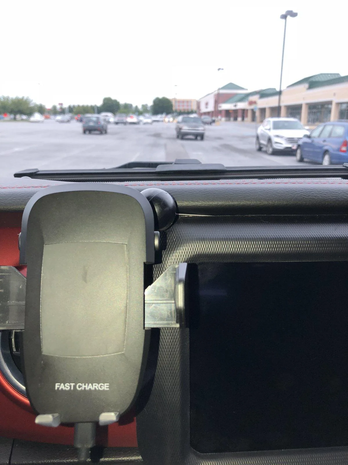 Jeep Wrangler JL Running usb behind dash, above screen 4B319585-FBBB-4538-B63A-B3D54BE60A0C
