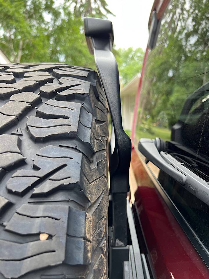 Jeep Wrangler JL Tire Carrier Question IMG_6653