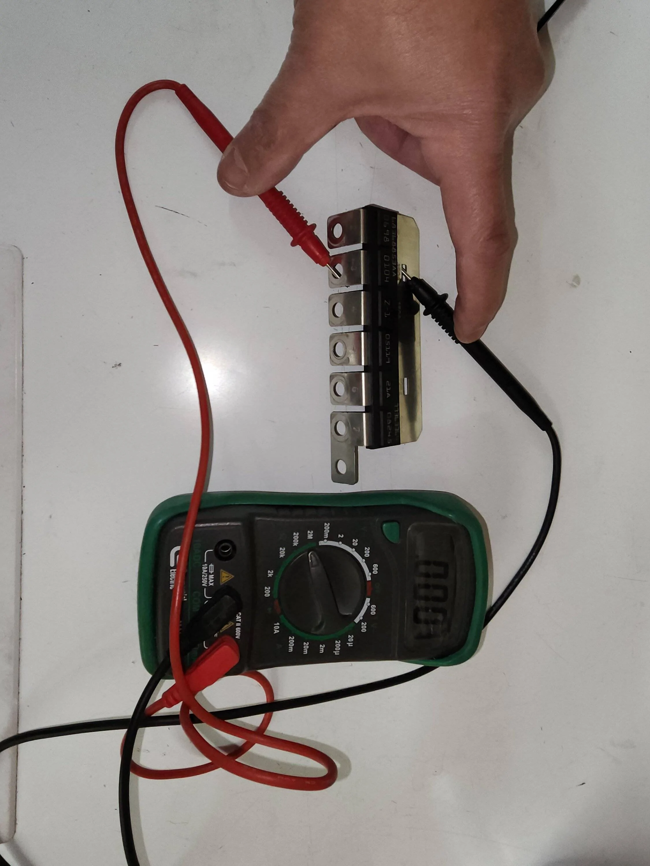 Jeep Wrangler JL Jumperless Aux Battery Bypass 20230611_124247