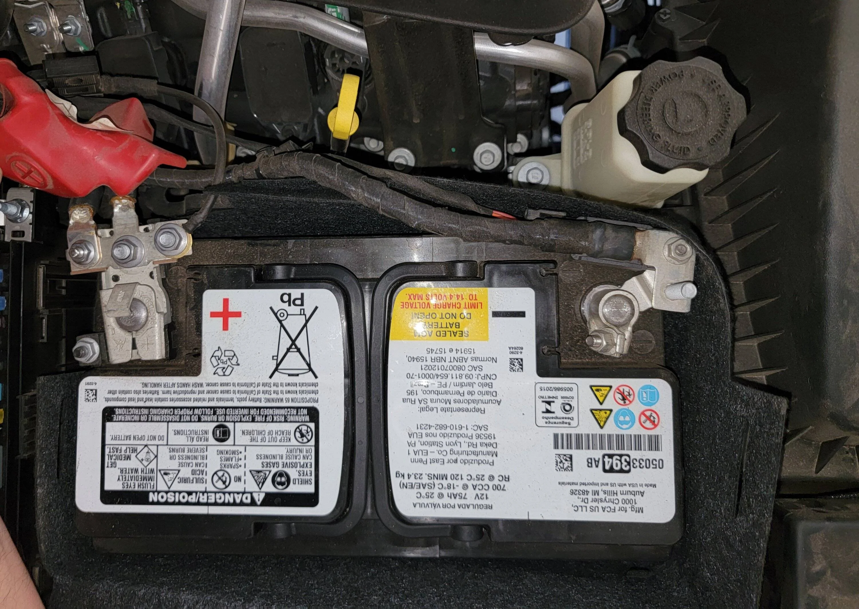 Jeep Wrangler JL Aux battery - Missing F42 fuse 20230611_153900