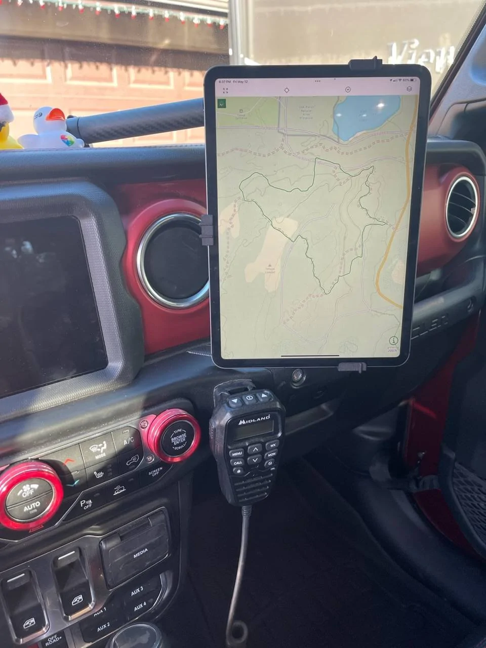 Jeep Wrangler JL Cell phone mount recommendations IMG_4466