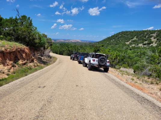 Jeep Wrangler JL Texas Wheeling 07 Jeff - Enchanted Mtn 02