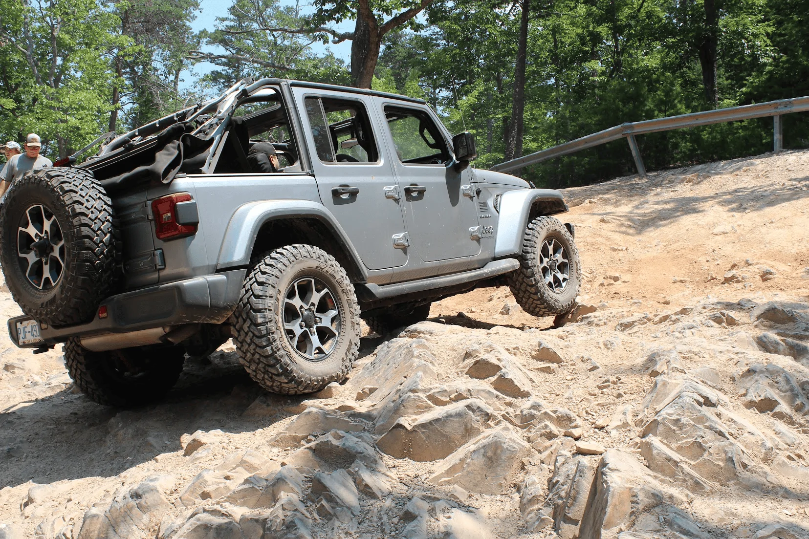 Jeep Wrangler JL '22 JLR 2.0T build progress/wheeling thread 1686615048507