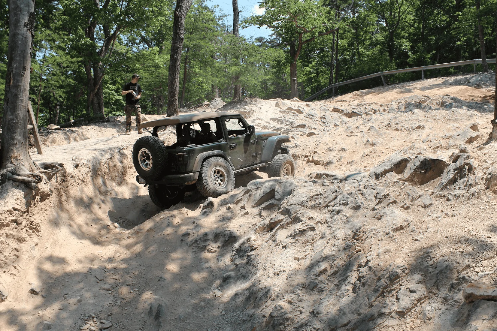 Jeep Wrangler JL '22 JLR 2.0T build progress/wheeling thread 1686615459014