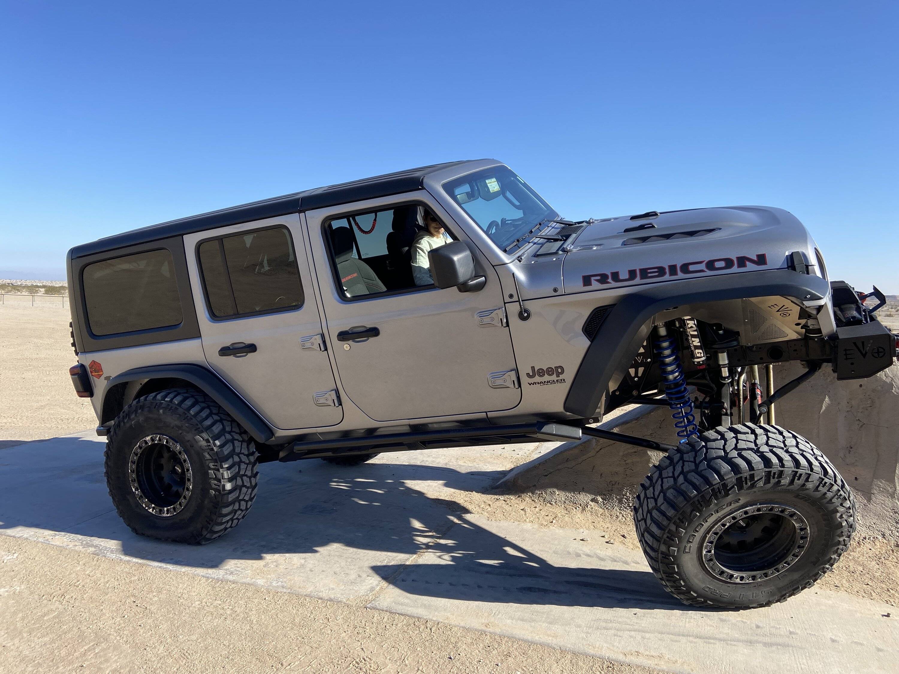 Jeep Wrangler JL King Coilovers vs Bypass Shocks IMG_2110