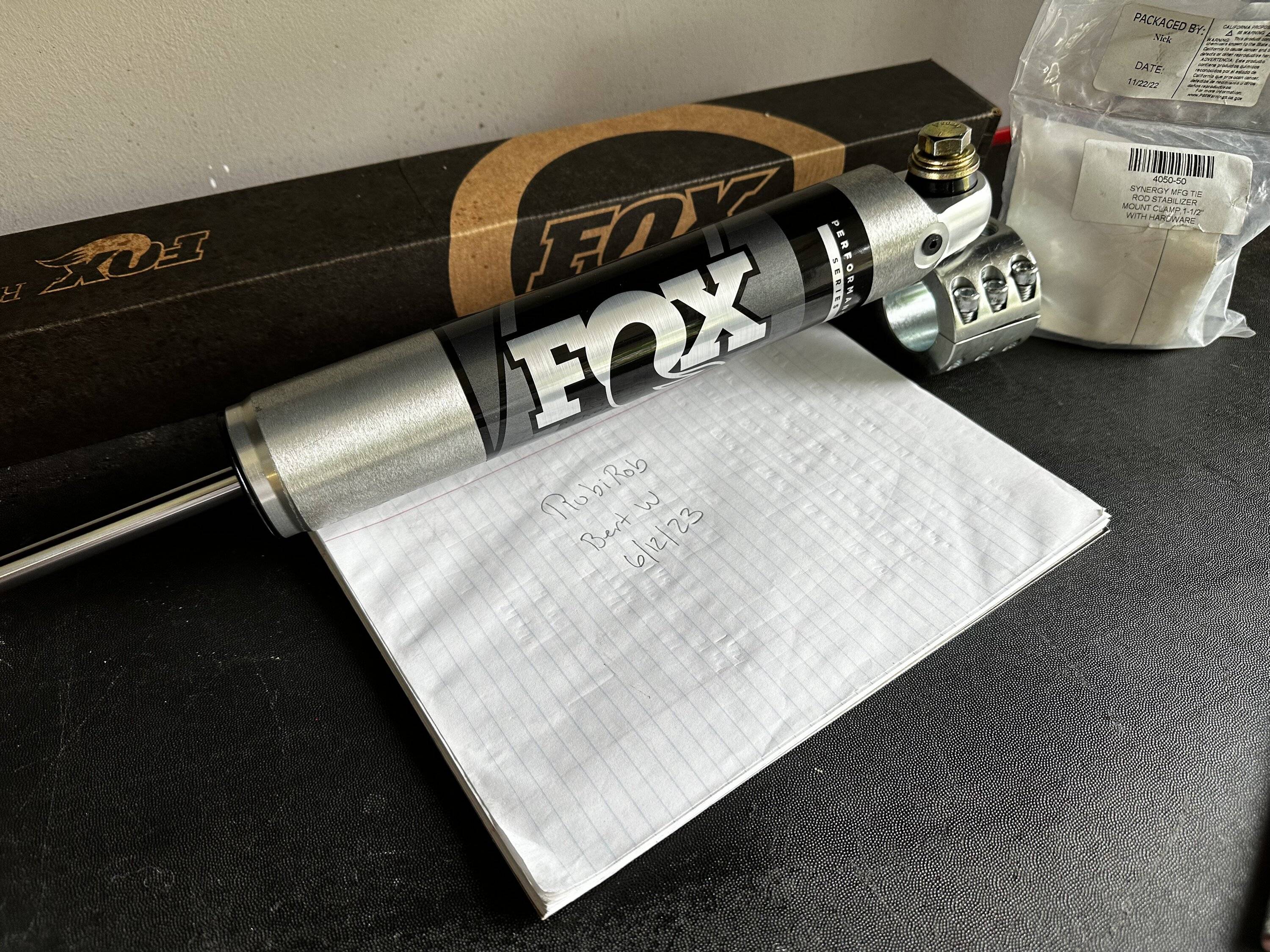Jeep Wrangler JL FS:IL: Fox 2.0 Steering stabilizer with relocation setup IMG_2223