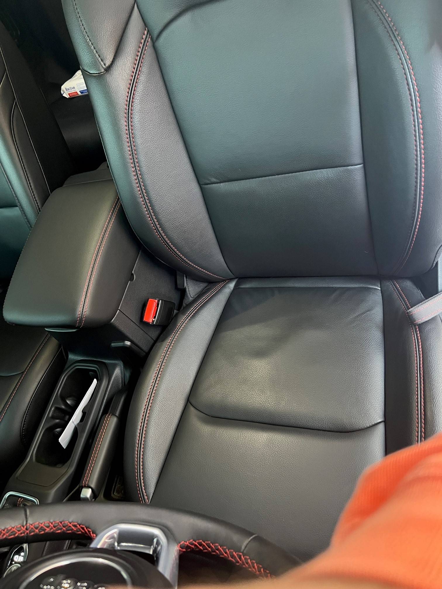 Jeep Wrangler JL Seat issue on new JLU seat3