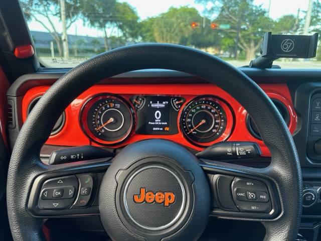 Jeep Wrangler JL Show off your DIY painted dash IMG_0605