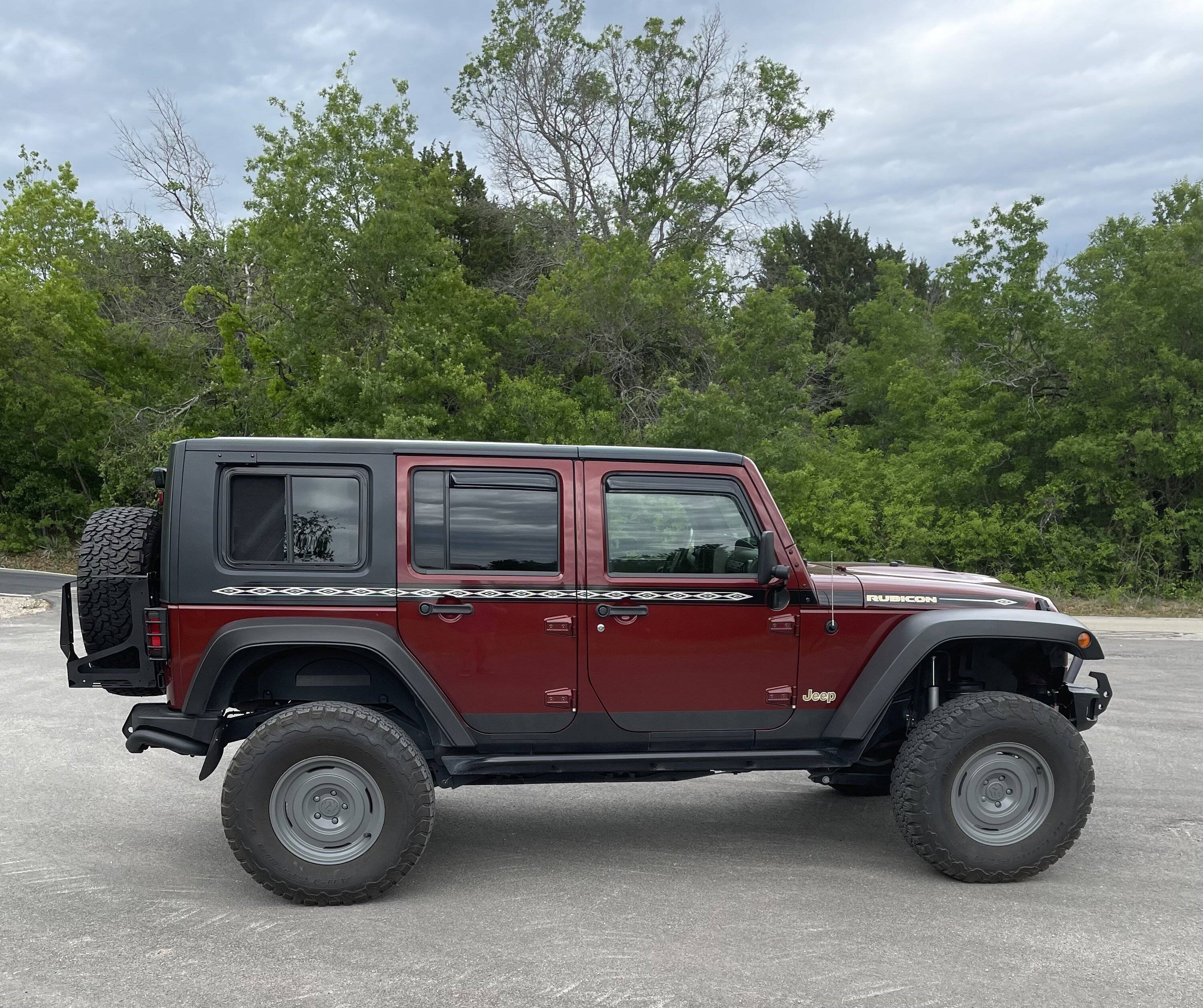 Jeep Wrangler JL CJLR - Retro inspired JLR Build IMG_1112