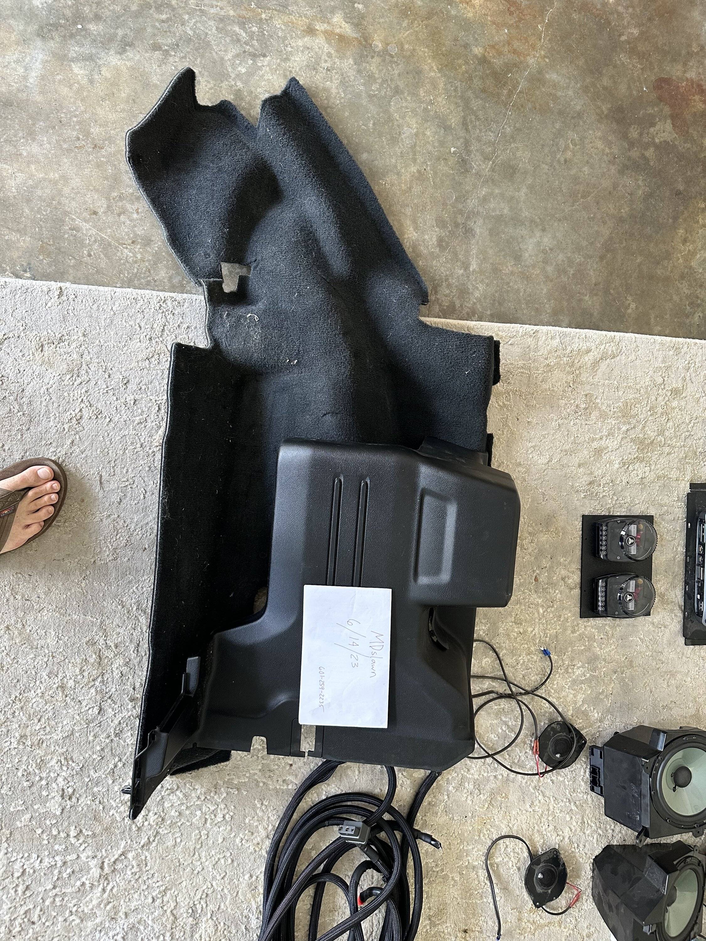 Jeep Wrangler JL Complete JL audio system dual stealthboxes E18949C4-2ED9-488E-BF73-C7BF8907008D