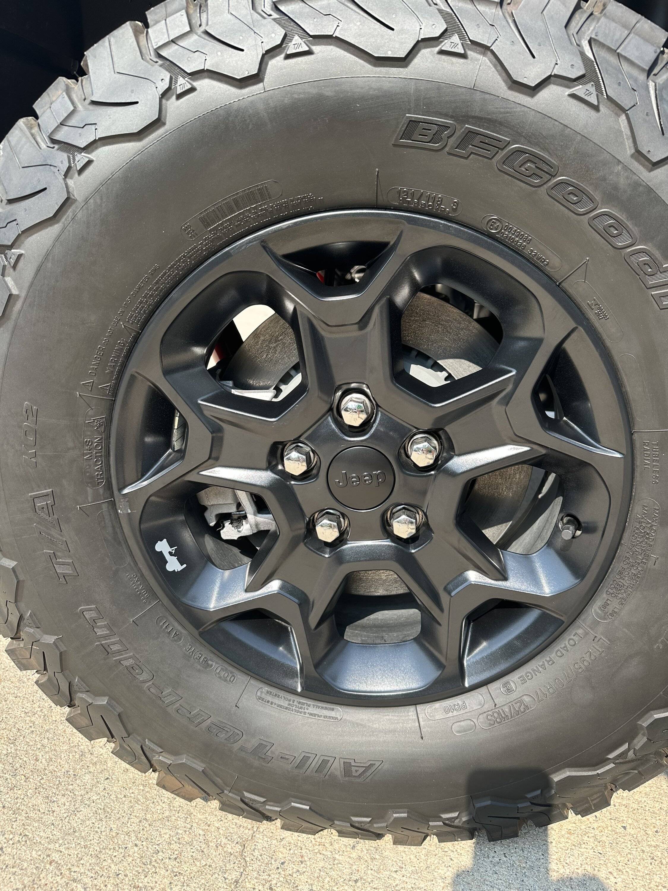 Jeep Wrangler JL Willys Black Moab Wheels IMG_1977