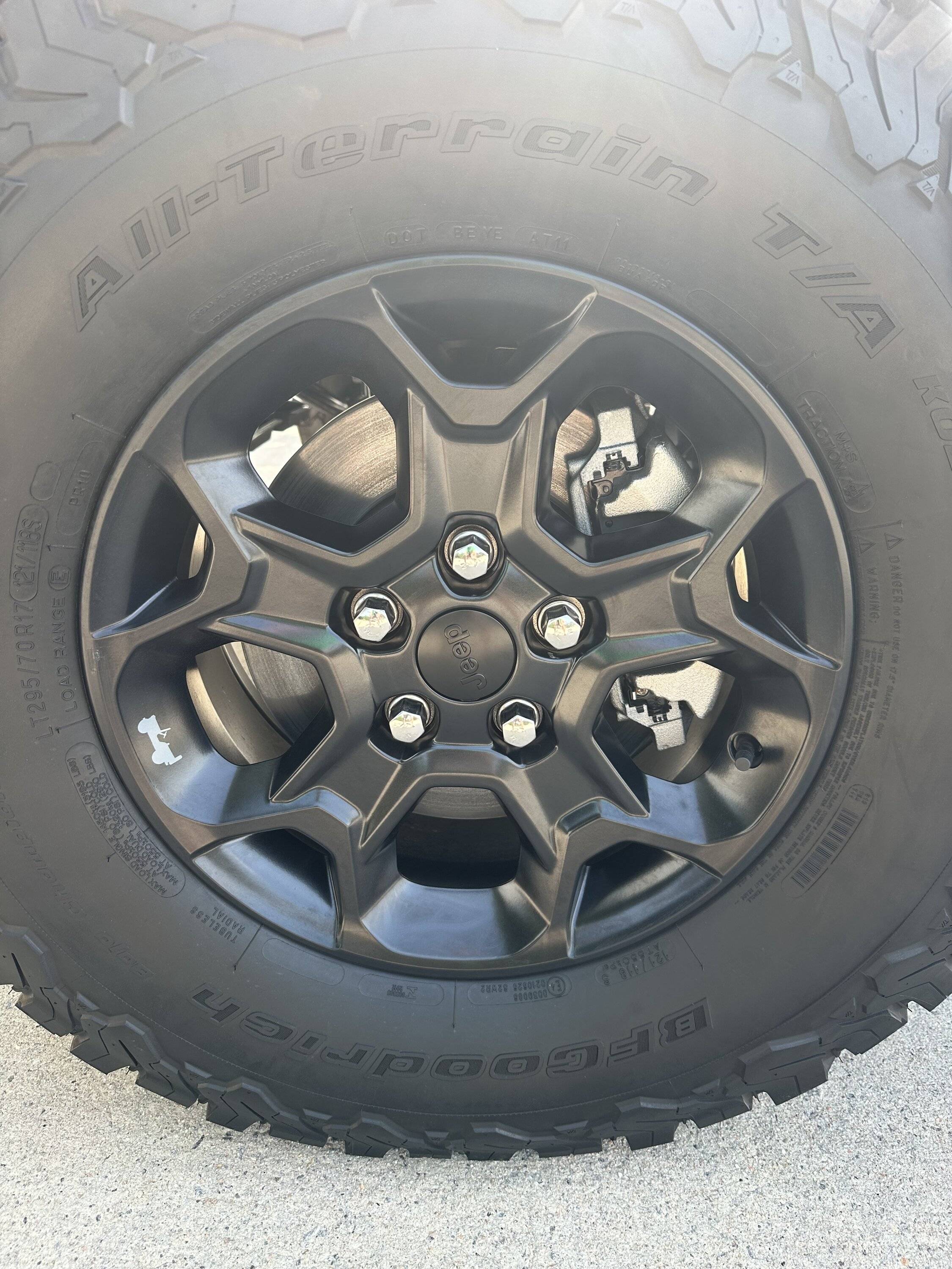 Jeep Wrangler JL Willys Black Moab Wheels IMG_1974