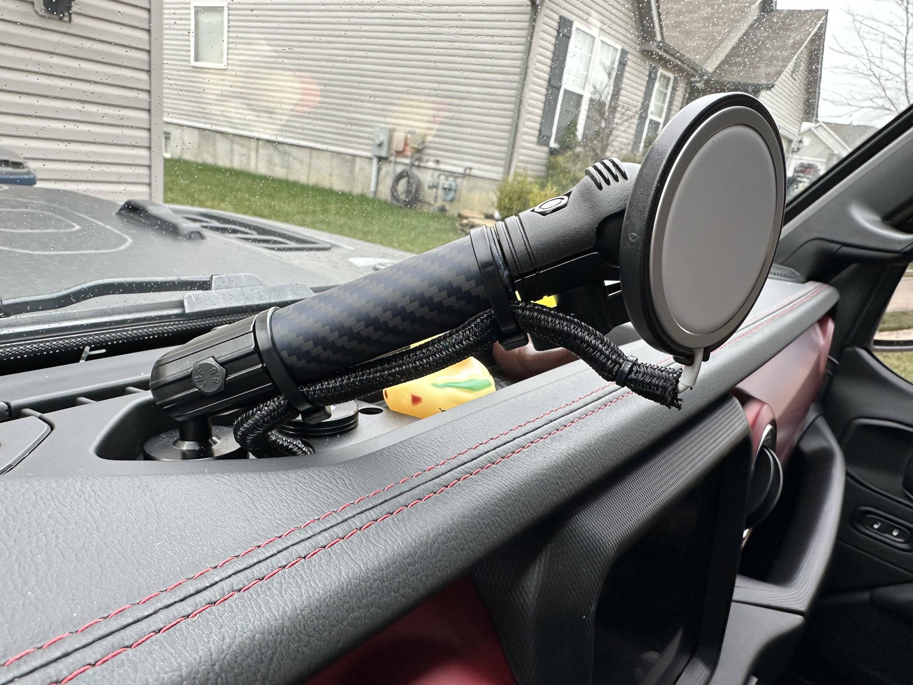 Jeep Wrangler JL Wireless charging for my Rubicon IMG_1550