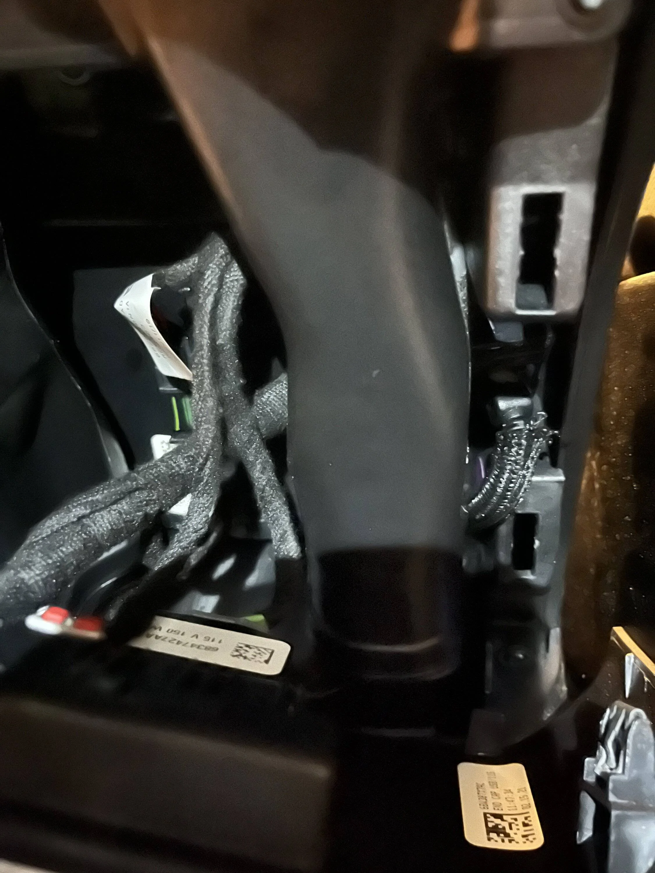 Jeep Wrangler JL Solution Found for JL Center Console USB Car Play Issues IMG_0196