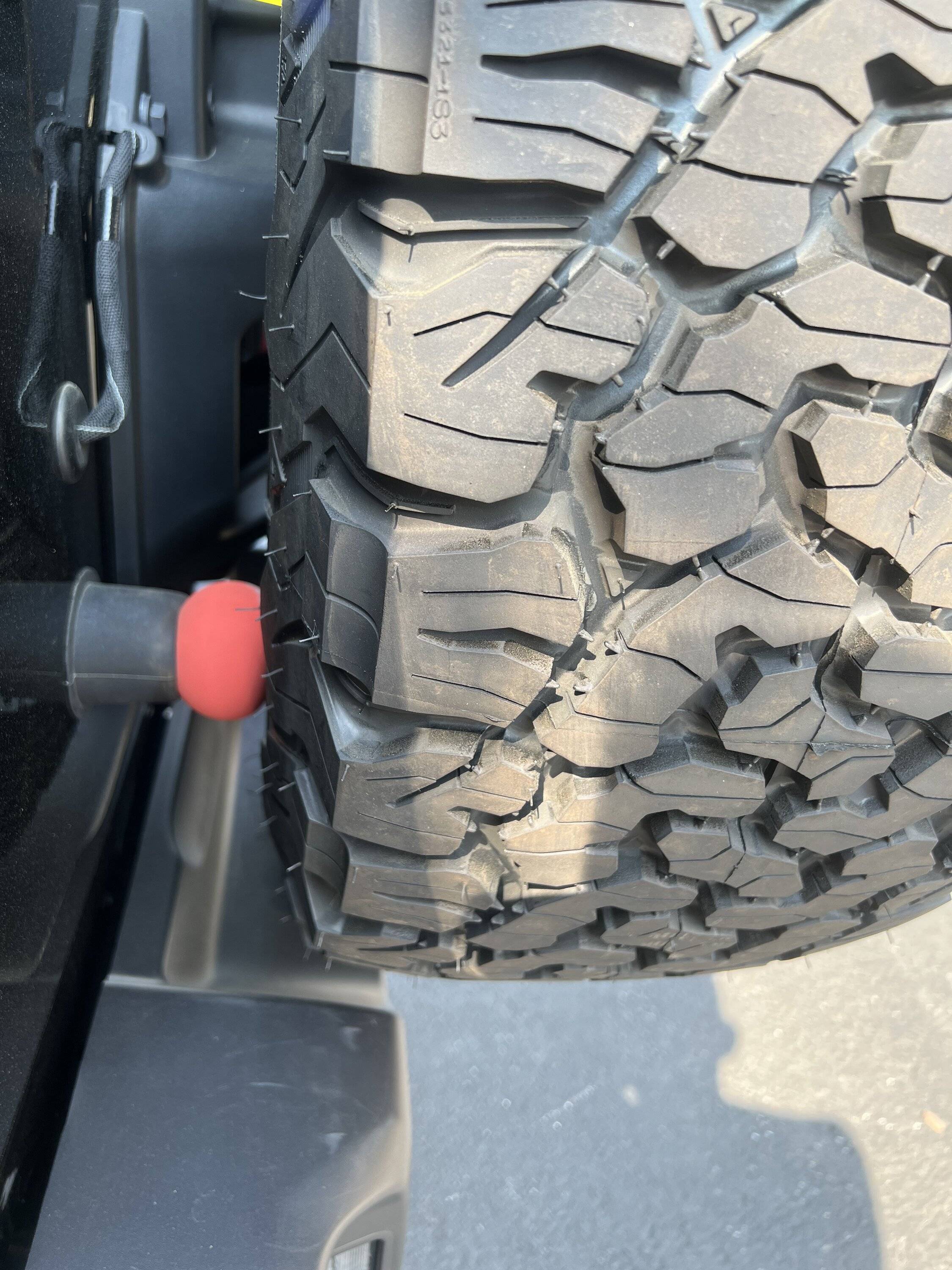Jeep Wrangler JL Extending the spare tire bump stops IMG_3085