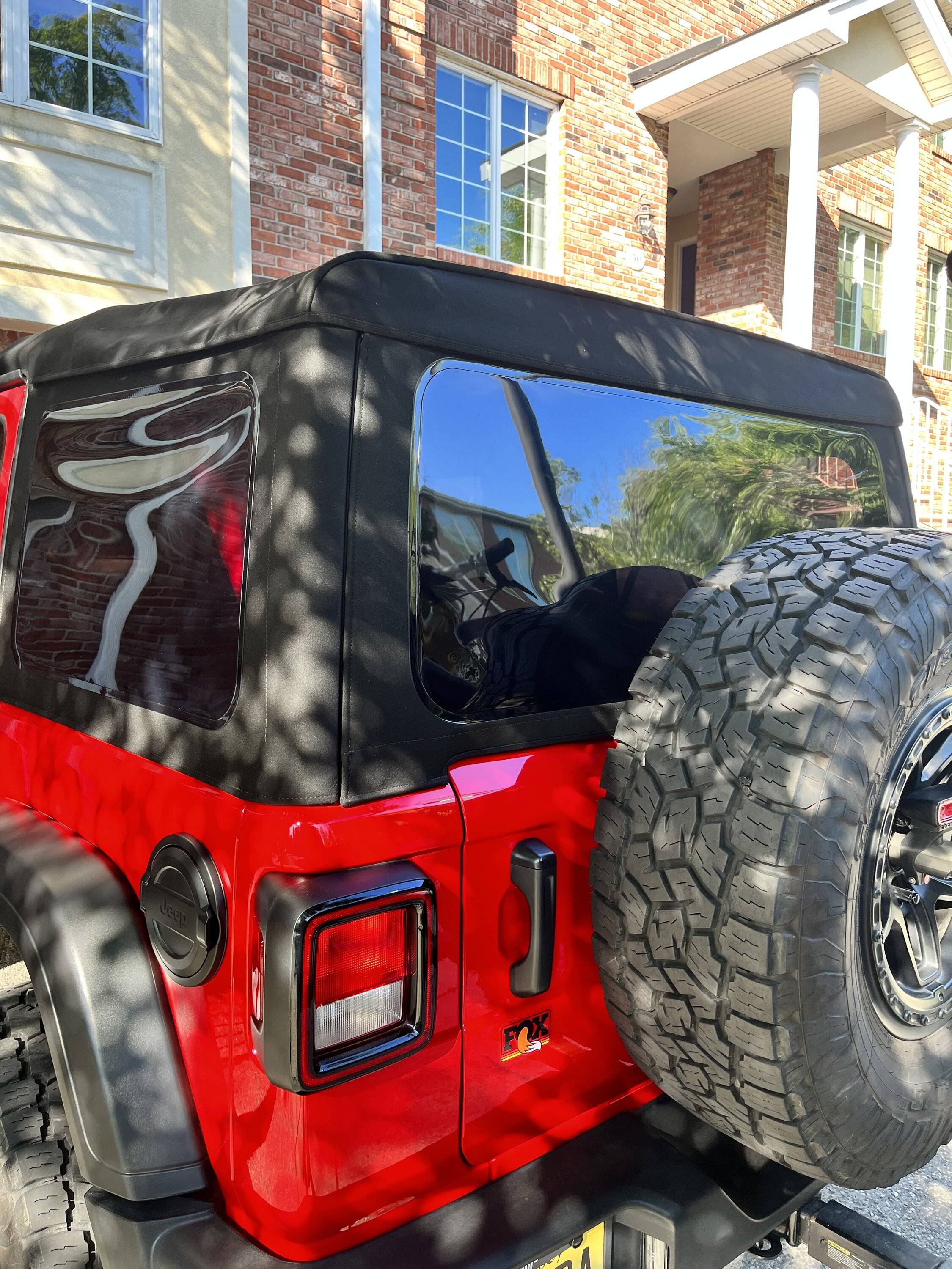 Jeep Wrangler JL Mopar Premium Soft Top JLU IMG_9635