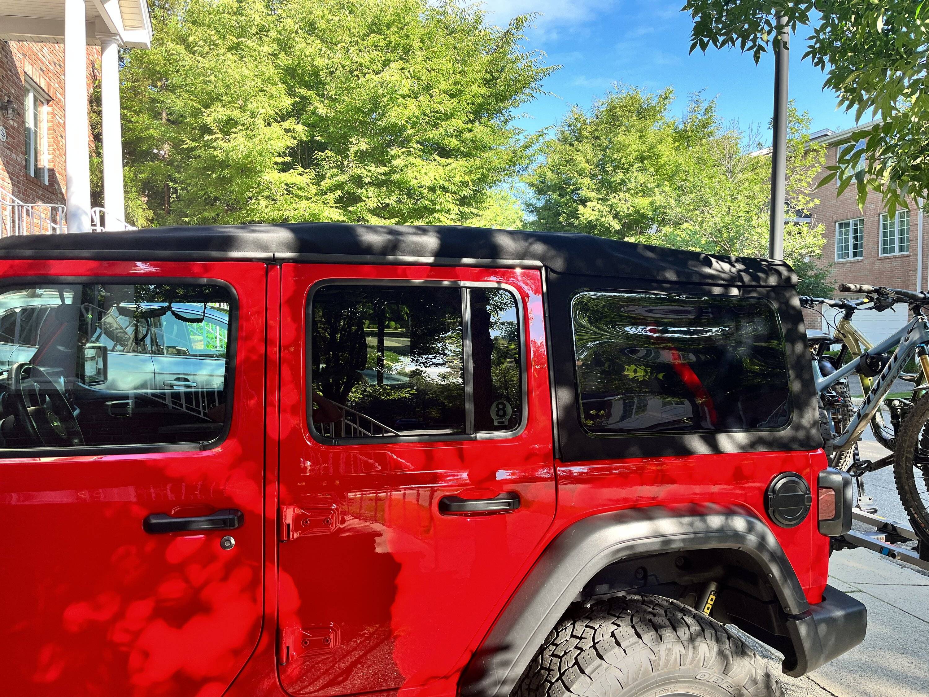 Jeep Wrangler JL Mopar Premium Soft Top JLU IMG_9636