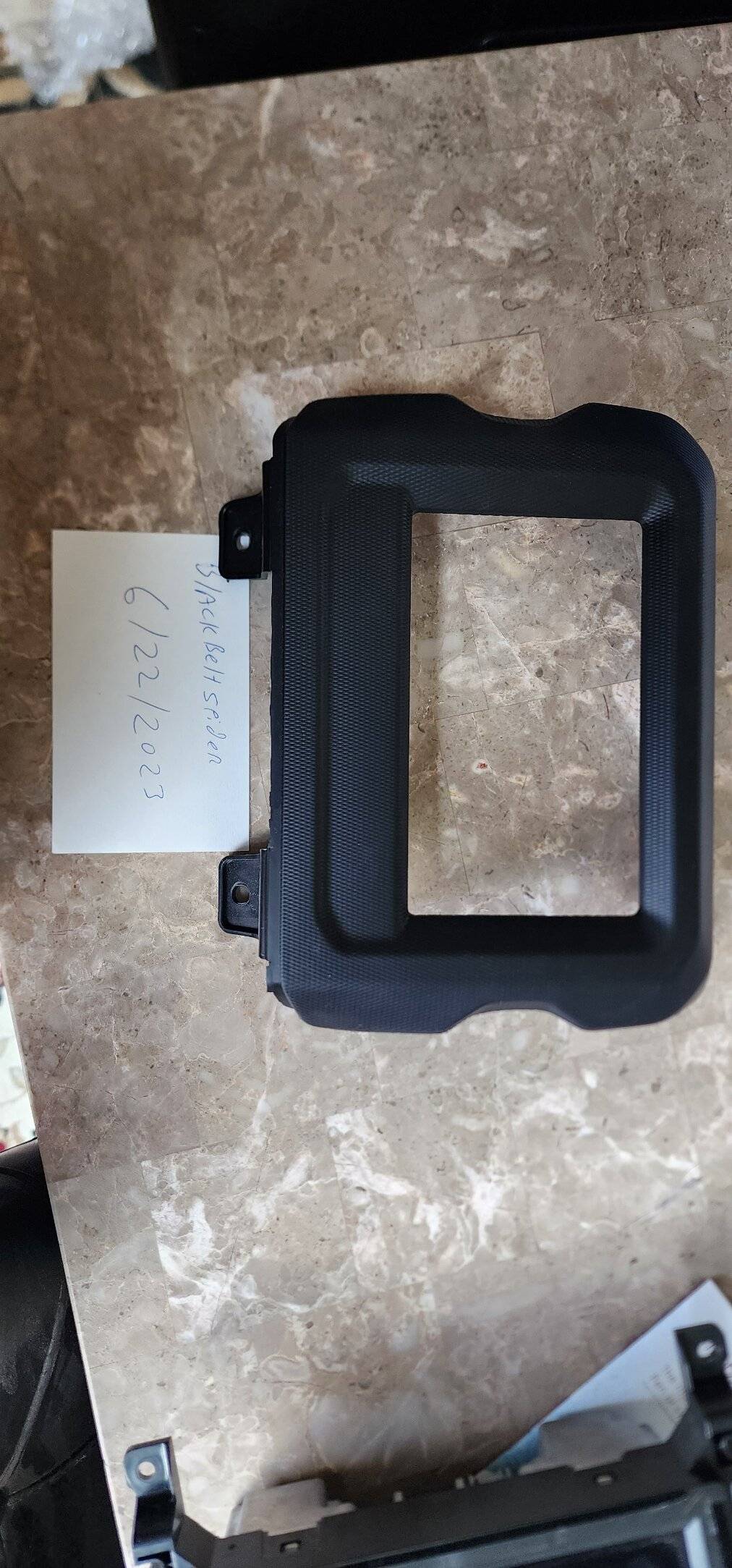 Jeep Wrangler JL 7" Uconnect with Sirius XM, bezel and unlock code 20230622_110816