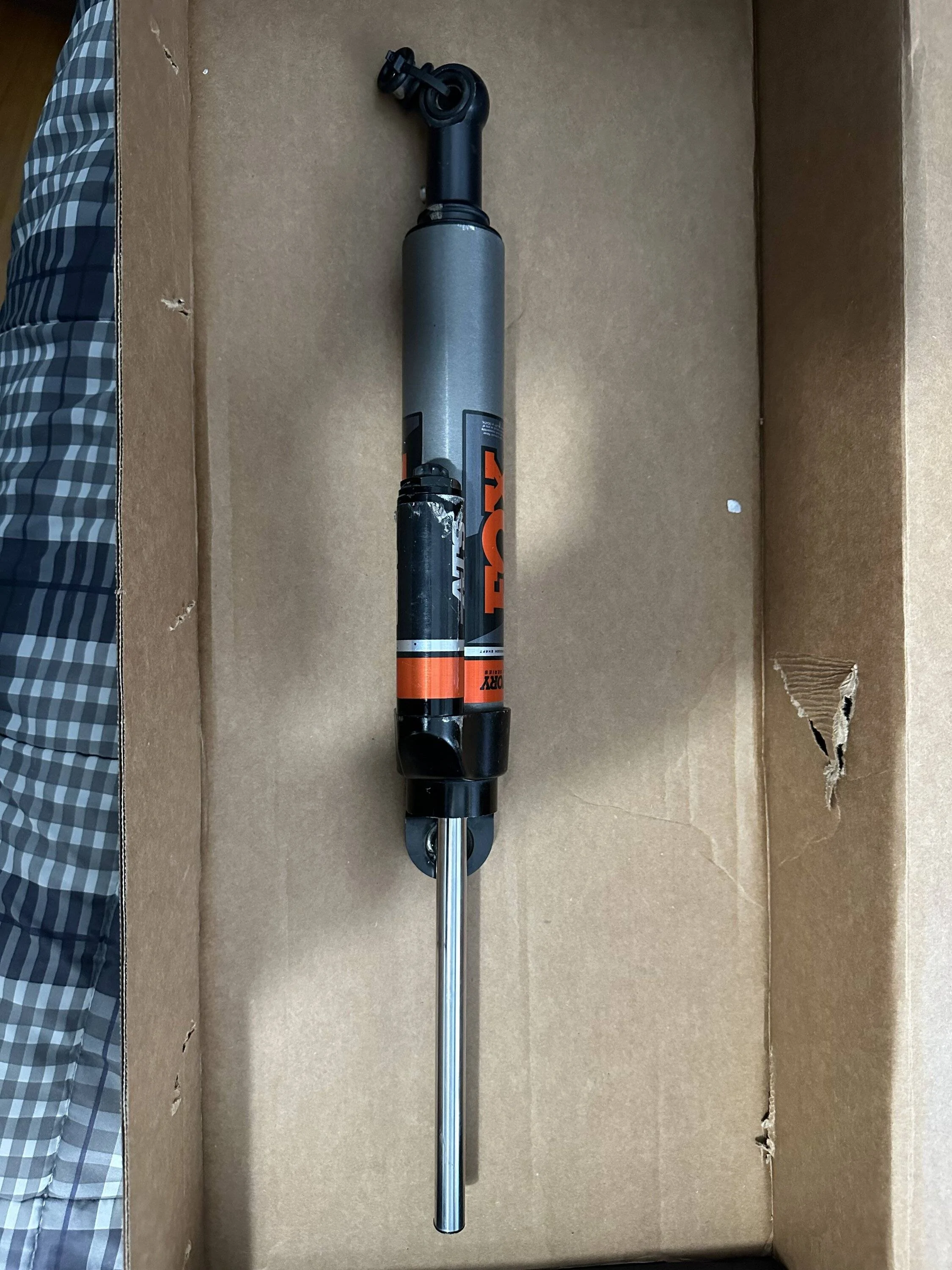 Jeep Wrangler JL Fox 2.0 ATS Steering Stabilizer IMG_0226