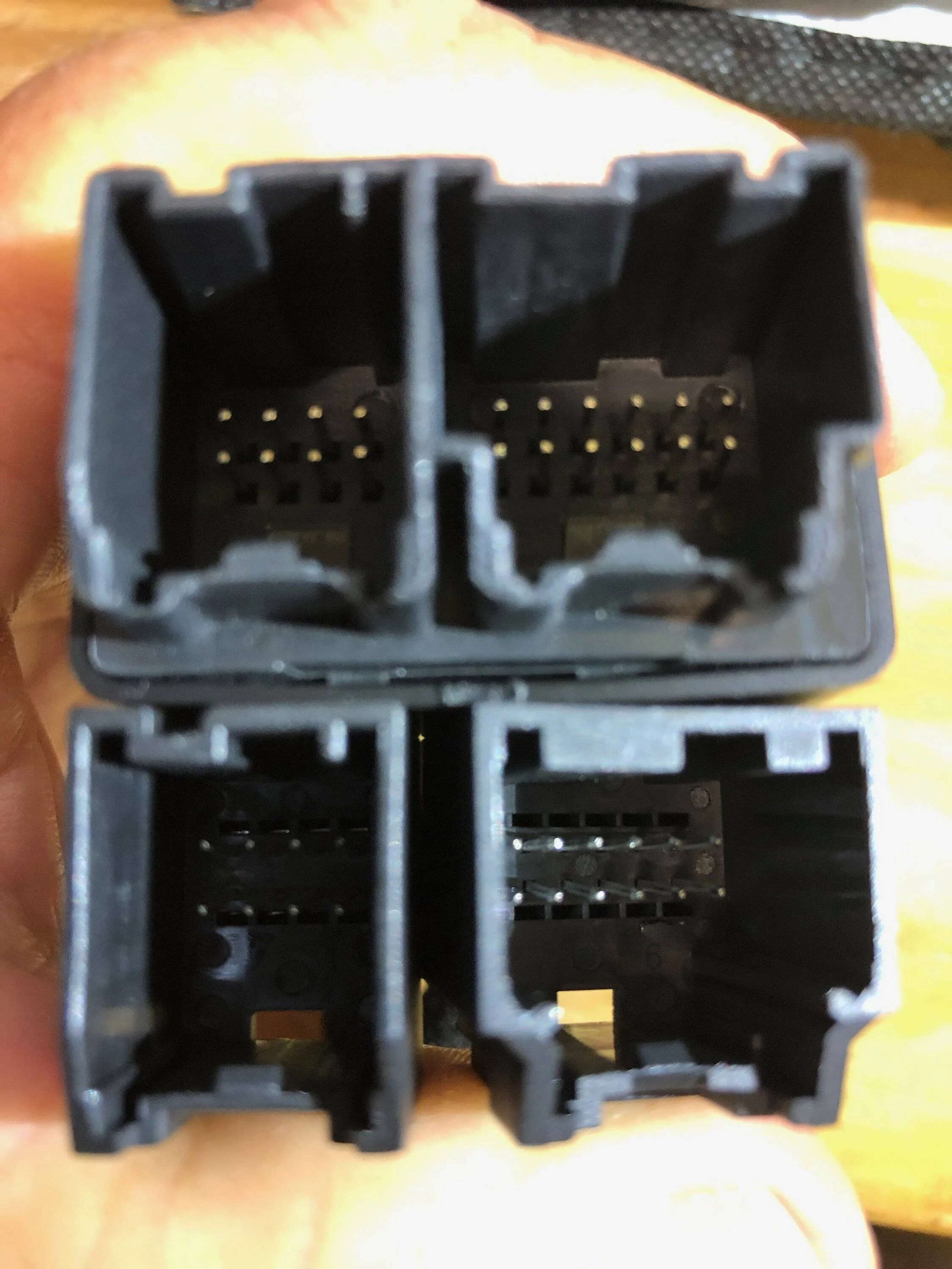 Jeep Wrangler JL Tazer gateway question IMG_6943