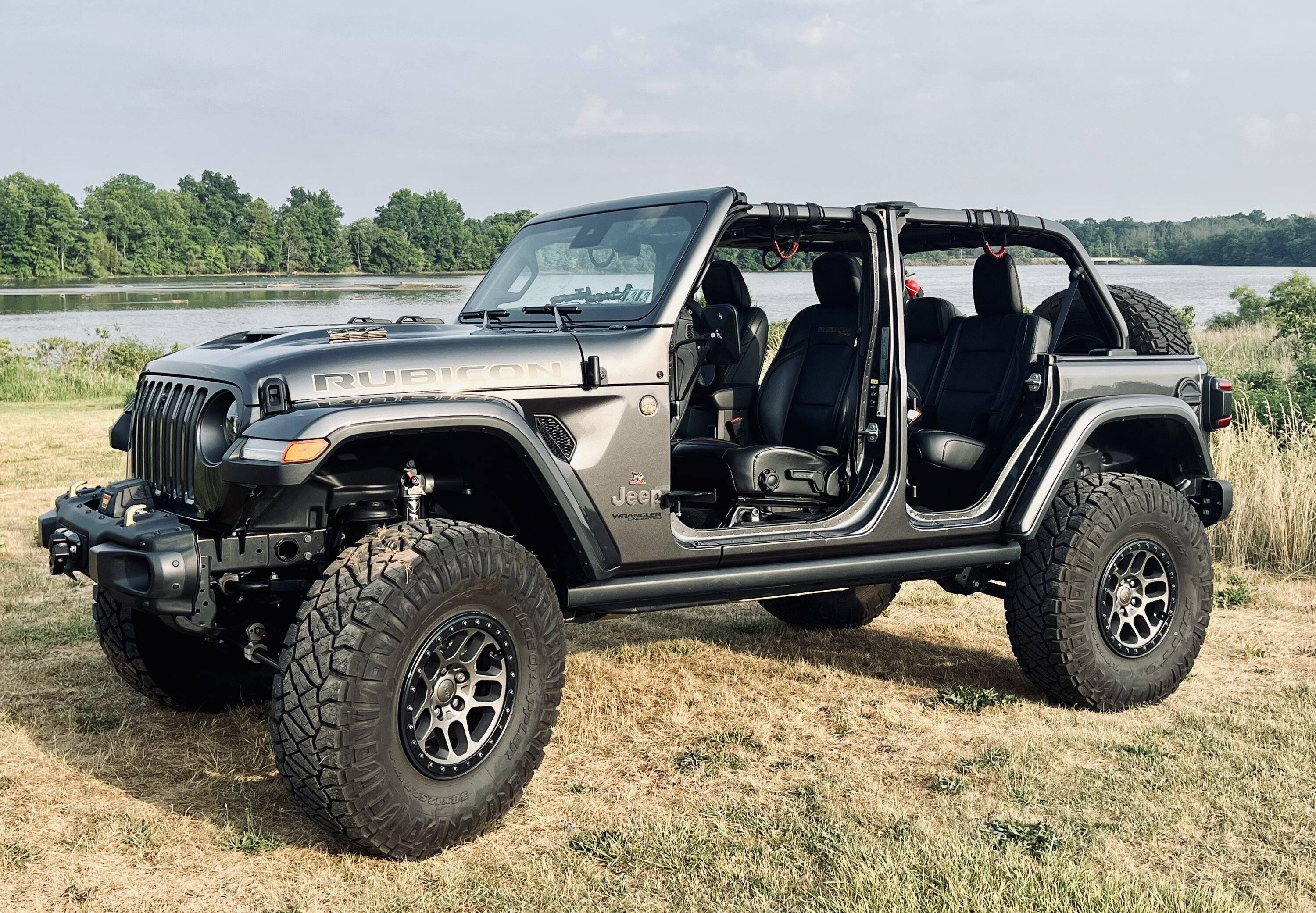 Jeep Wrangler JL 37 vs 38 Ridge Grappler D1516082-87C9-44F9-9D6E-DE458DCC0FED