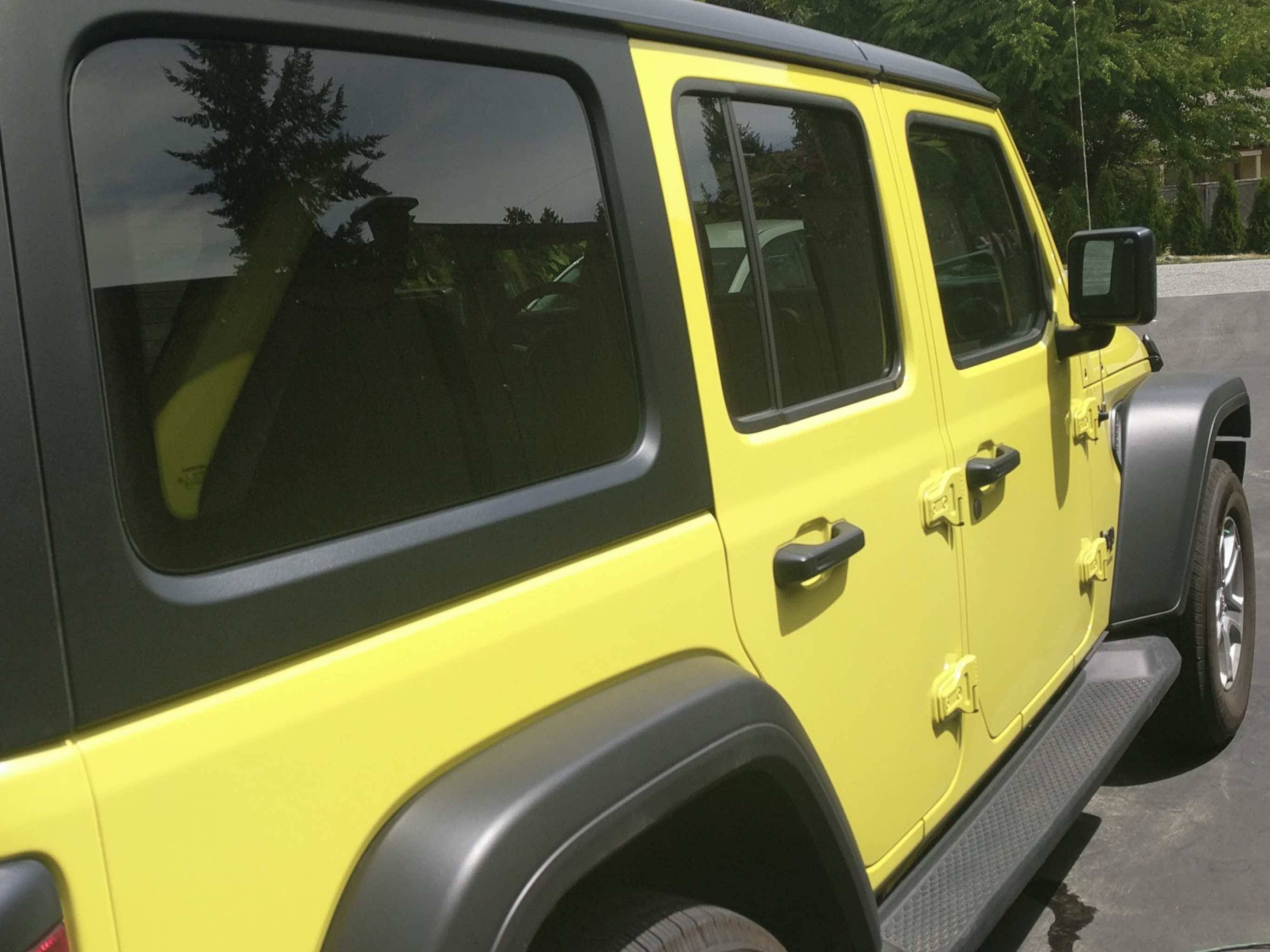 Jeep Wrangler JL Bubbles in Paint at Door Hinges 8BC063BC-B138-40CB-AB61-266838B6B86C