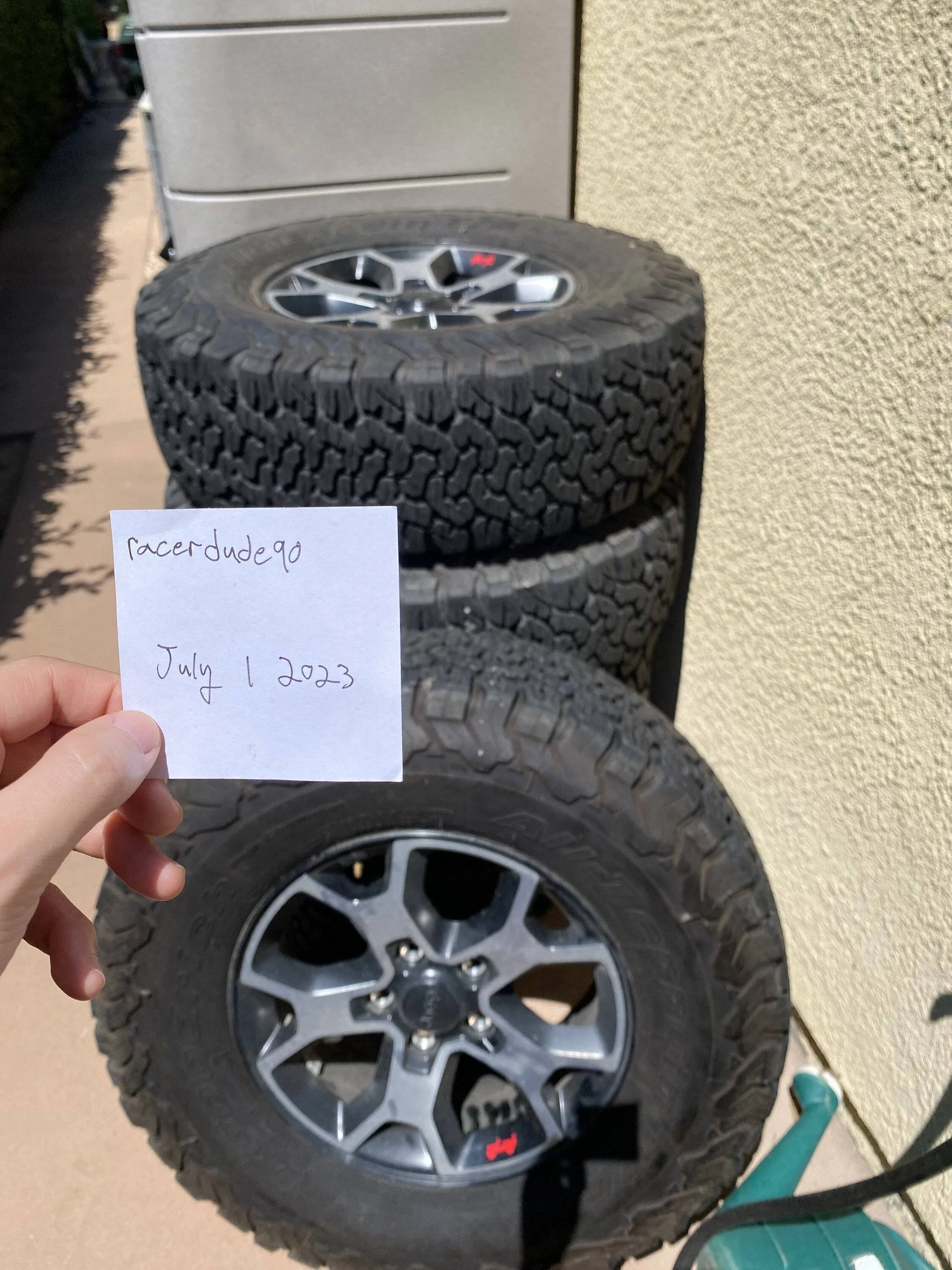 Jeep Wrangler JL OEM Rubicon Wheels & Tires tempImageM6Ltws