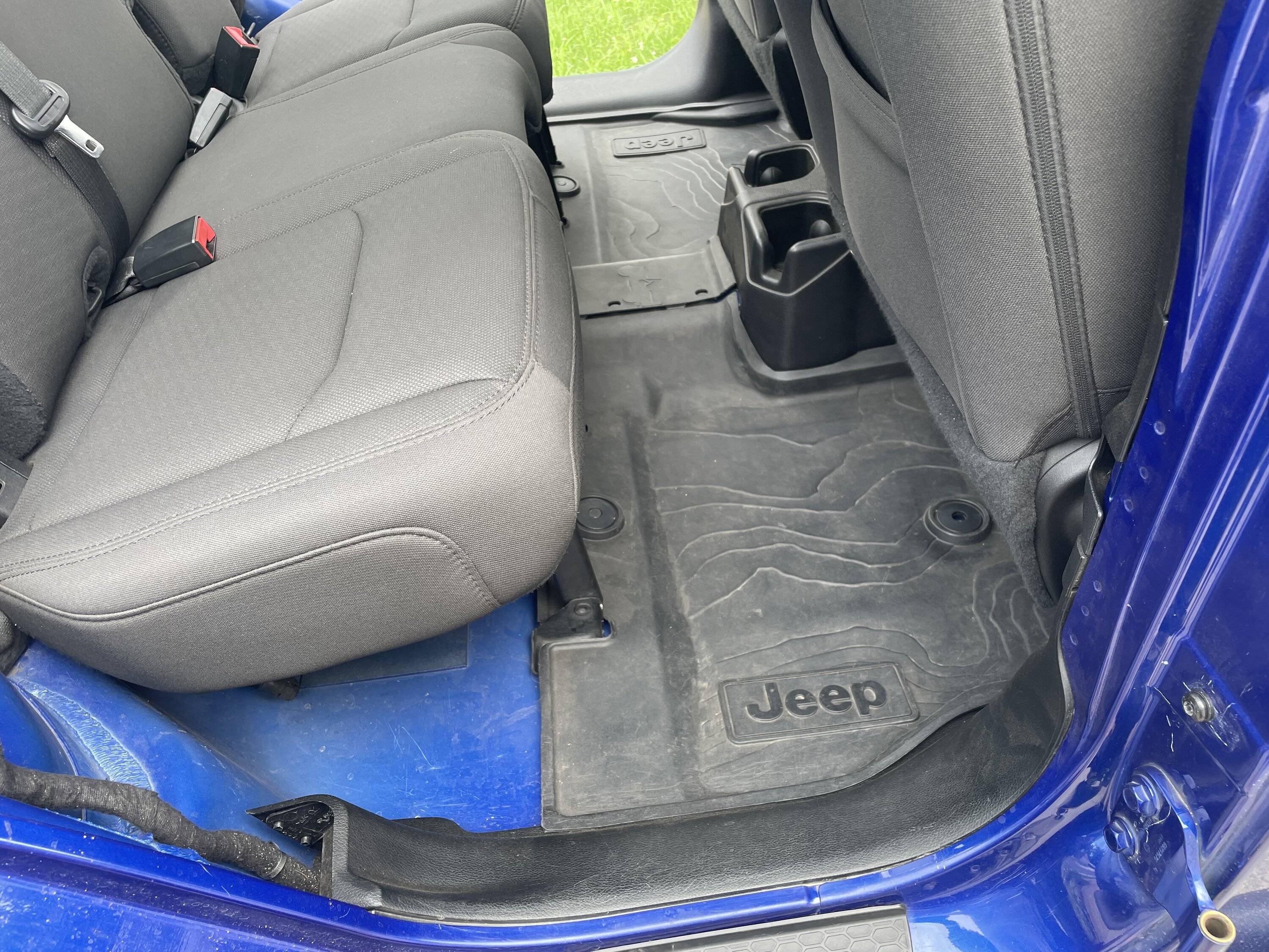 Jeep Wrangler JL Floor replacement IMG_8839