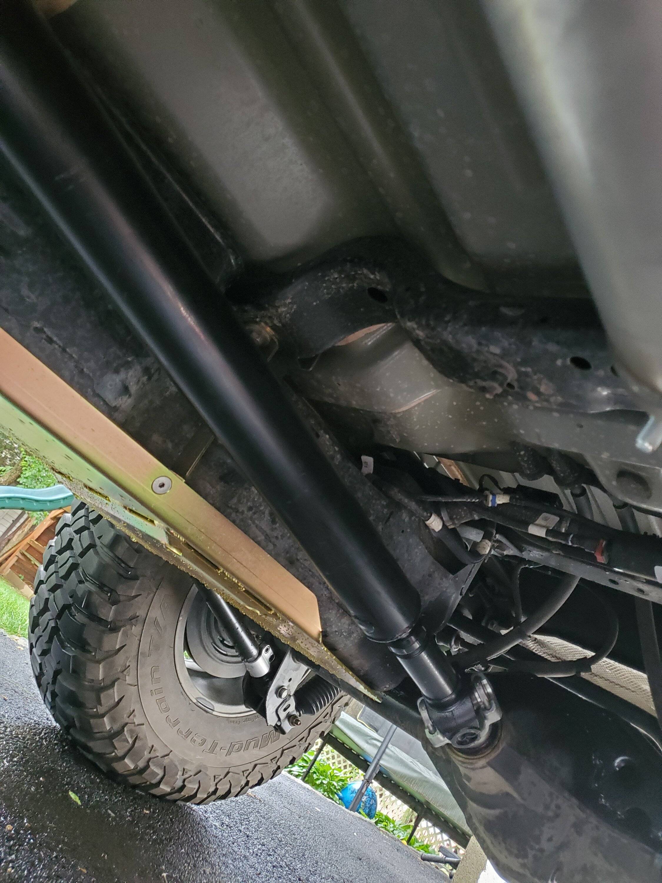 Jeep Wrangler JL Installing Metalcloak skids 20230616_152213