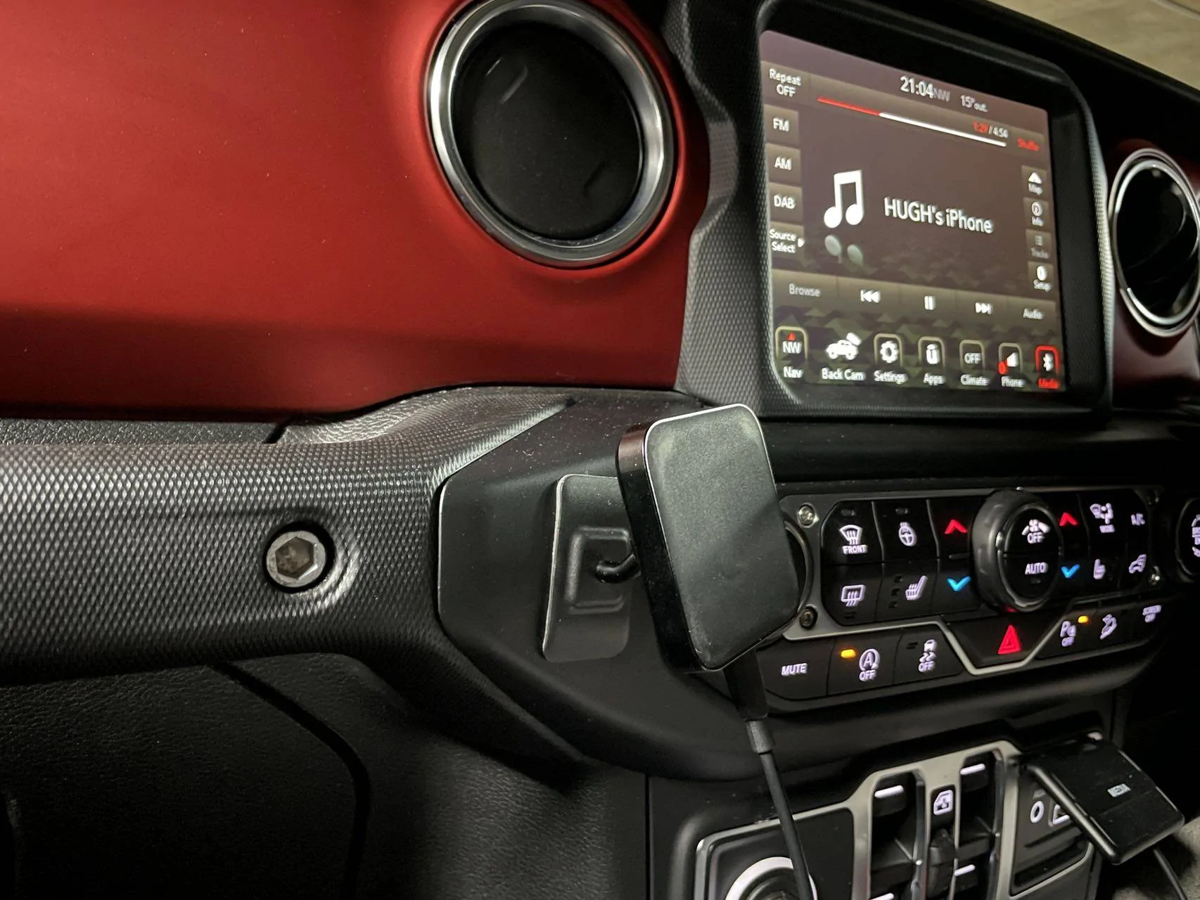 Jeep Wrangler JL Cell phone mount recommendations 9abd45eb7dac15268b47cbdfe1f7a642