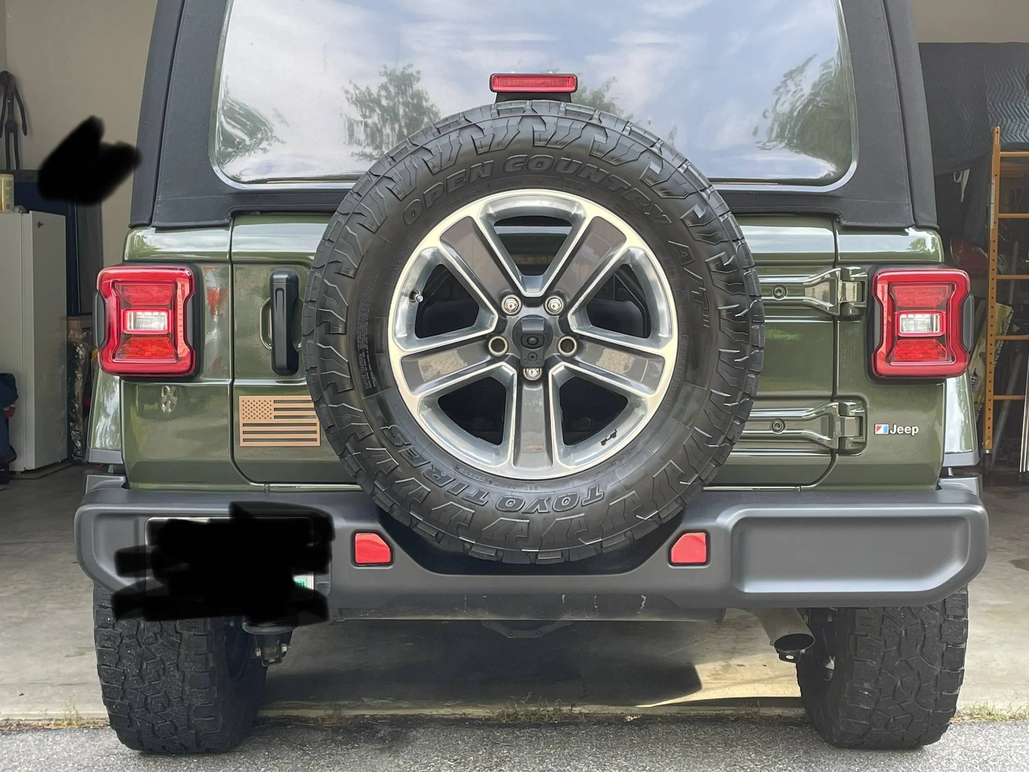 Jeep Wrangler JL American flag decal recommendation? Jeep 1