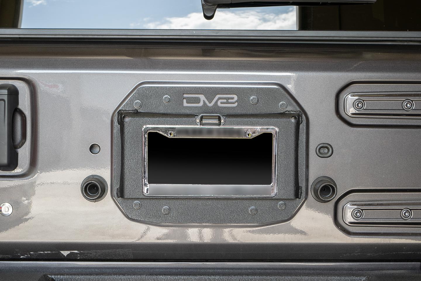 Jeep Wrangler JL DV8 Offroad JL Tramp Stamp JLTS-01_tire_carrier_delete[1]