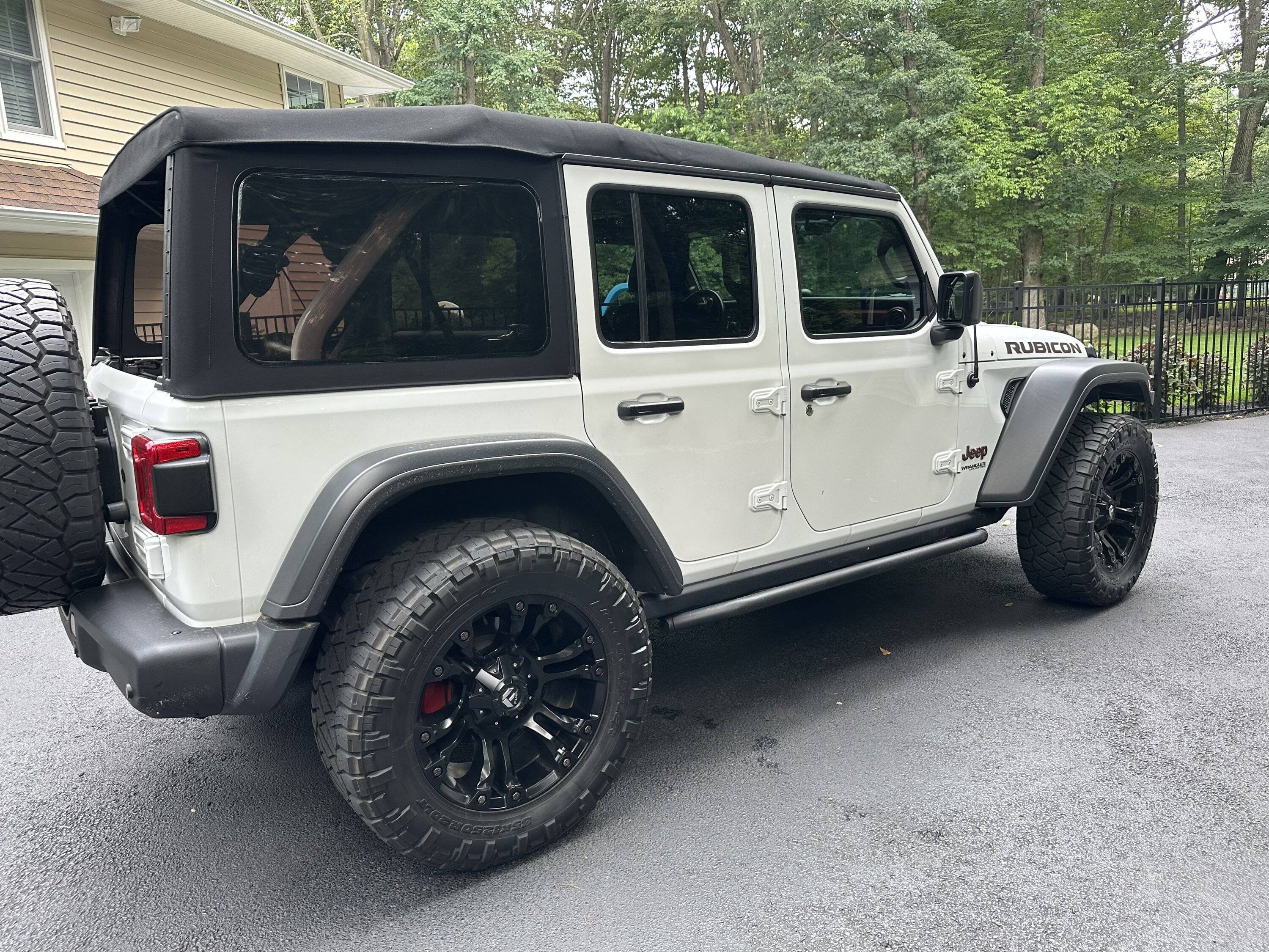 Jeep Wrangler JL 2019 Premium twill JLU soft top IMG_0060