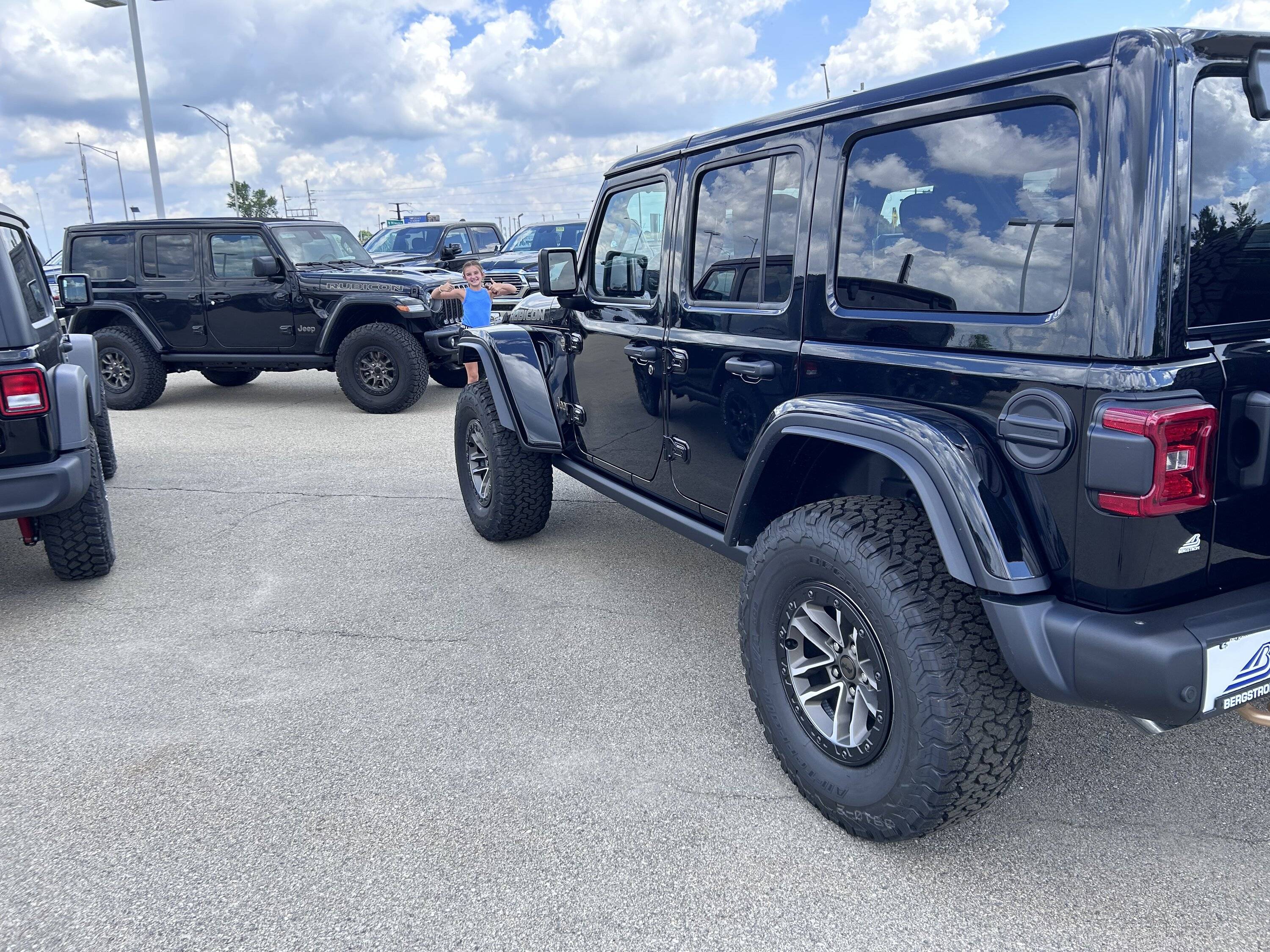 Jeep Wrangler JL 2024 Wrangler 392 (updated with pics) IMG_1047