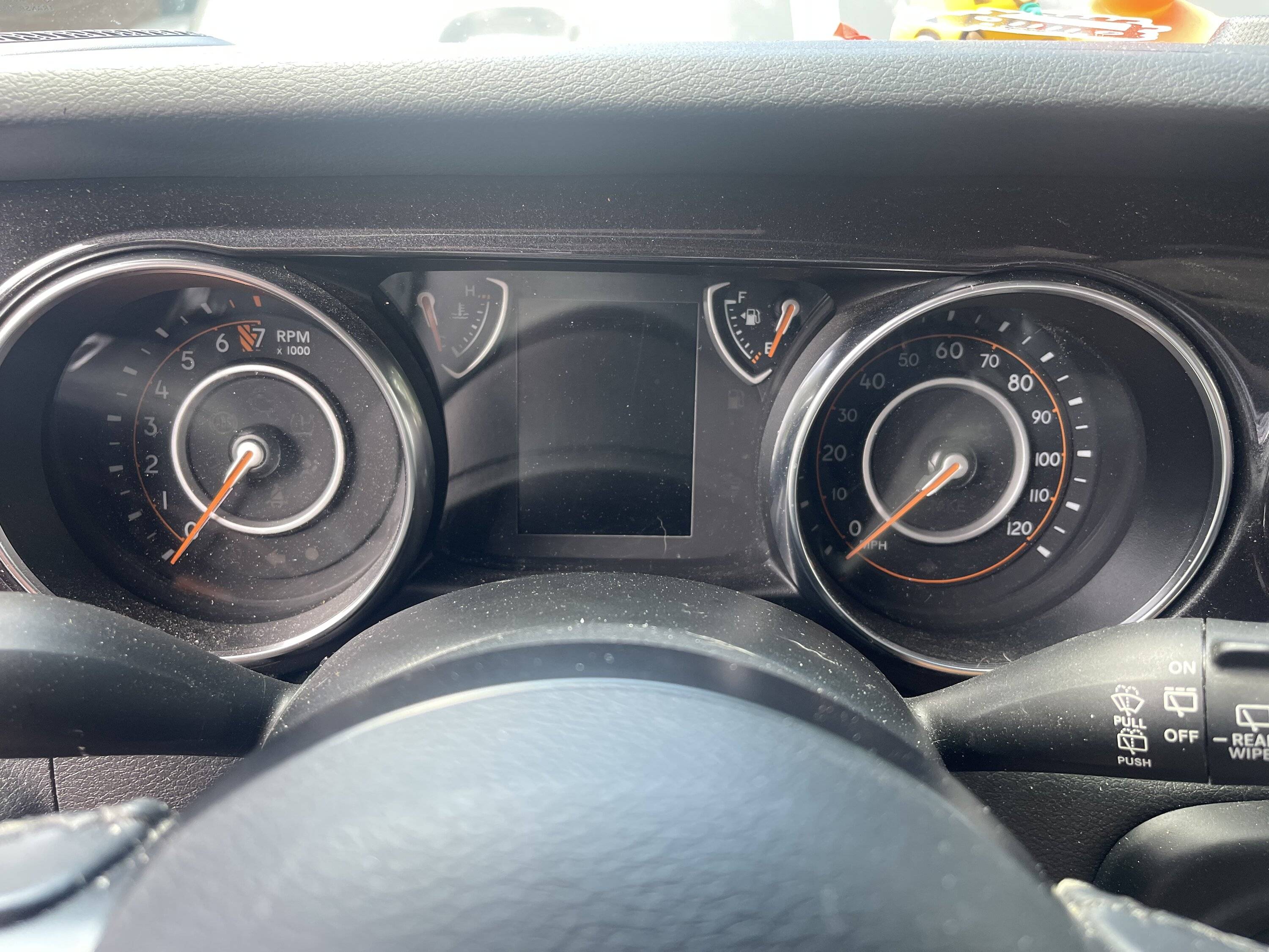 Jeep Wrangler JL Instrument Cluster Dead 651F1599-7E8B-48E2-BEEE-DF7316A938FD