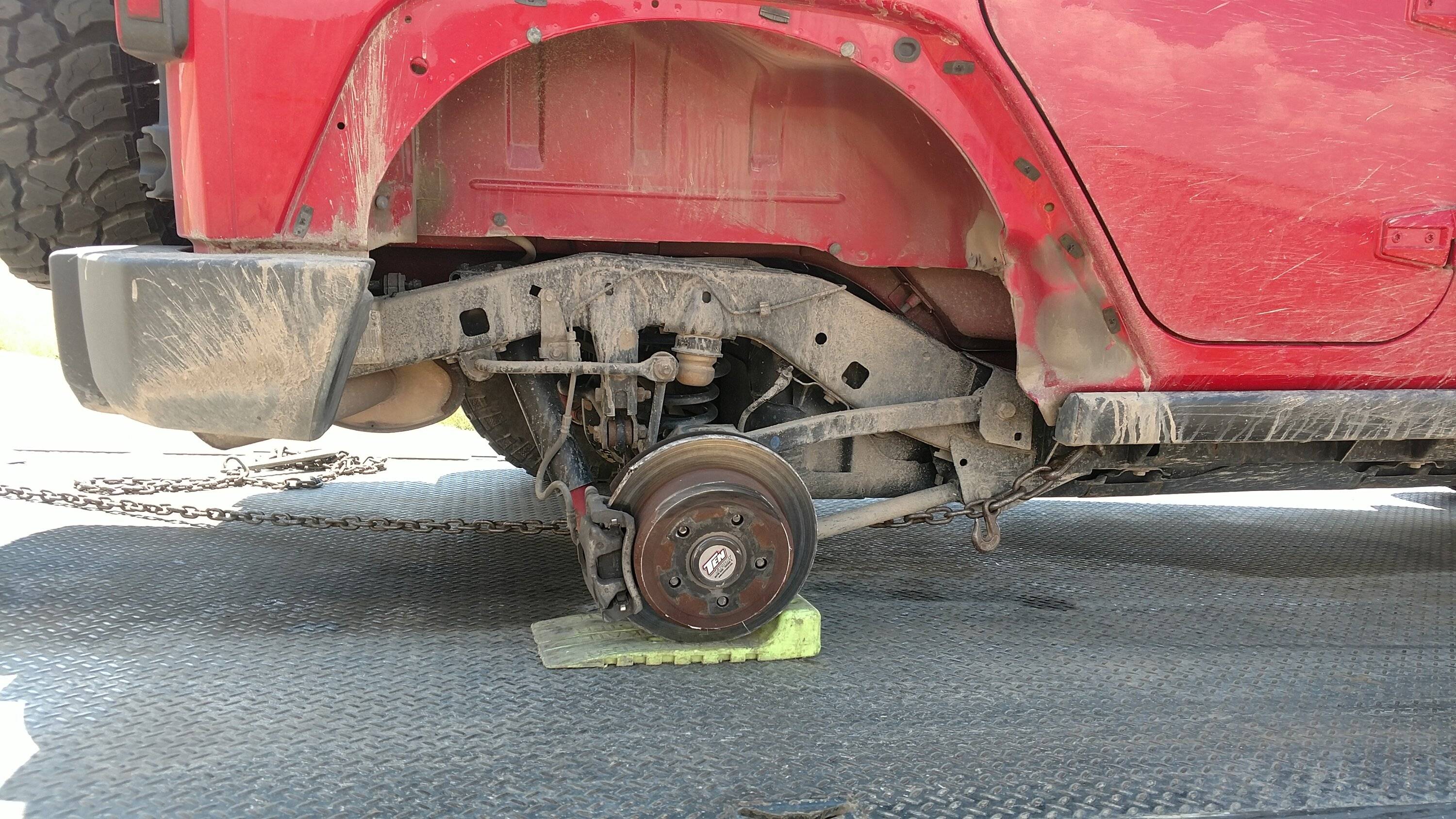 Jeep Wrangler JL Wheel sheared off studs IMG_20170710_134946283
