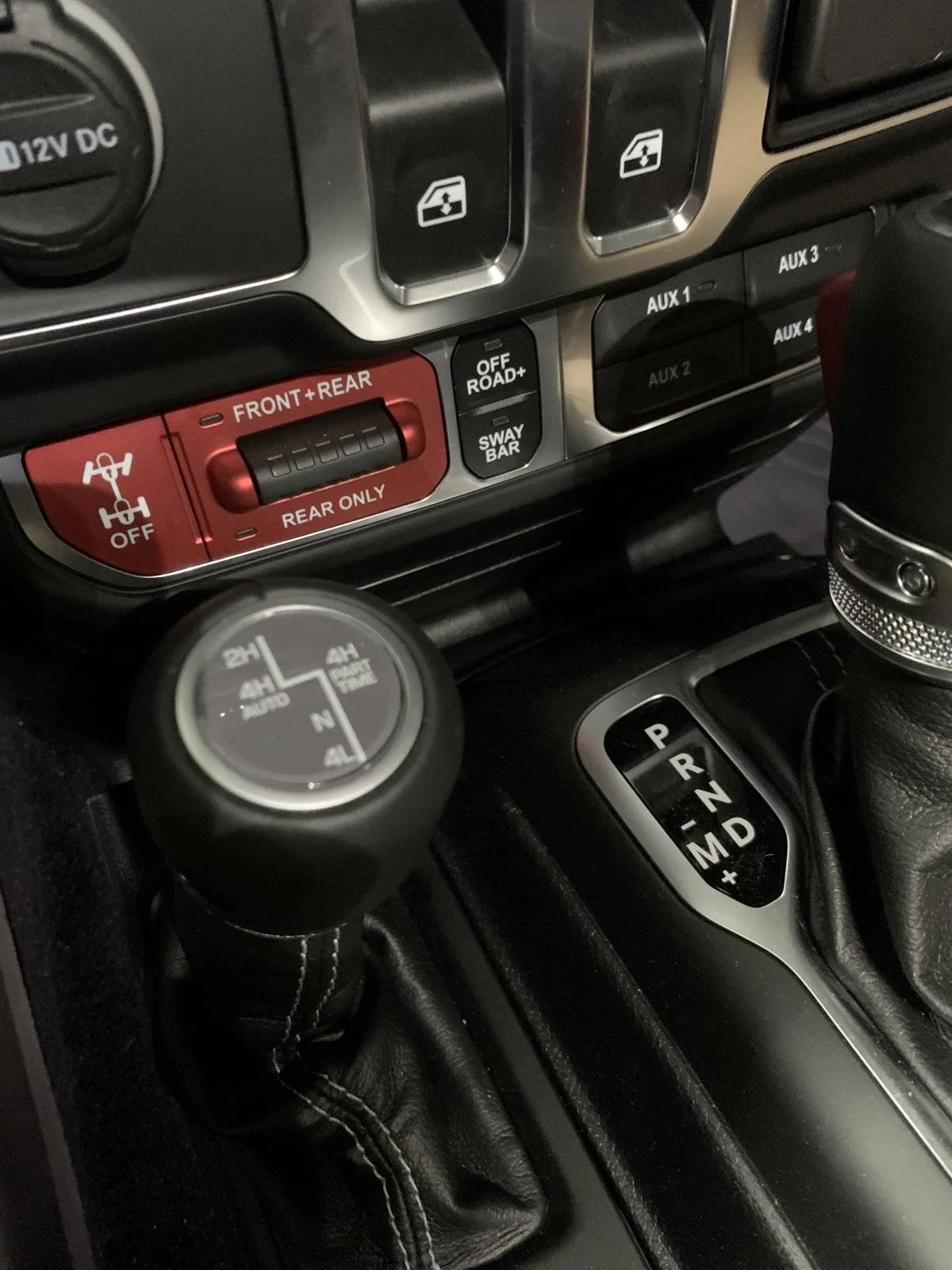 Jeep Wrangler JL Off-Road + feature on 2019 JLR IMG_1959